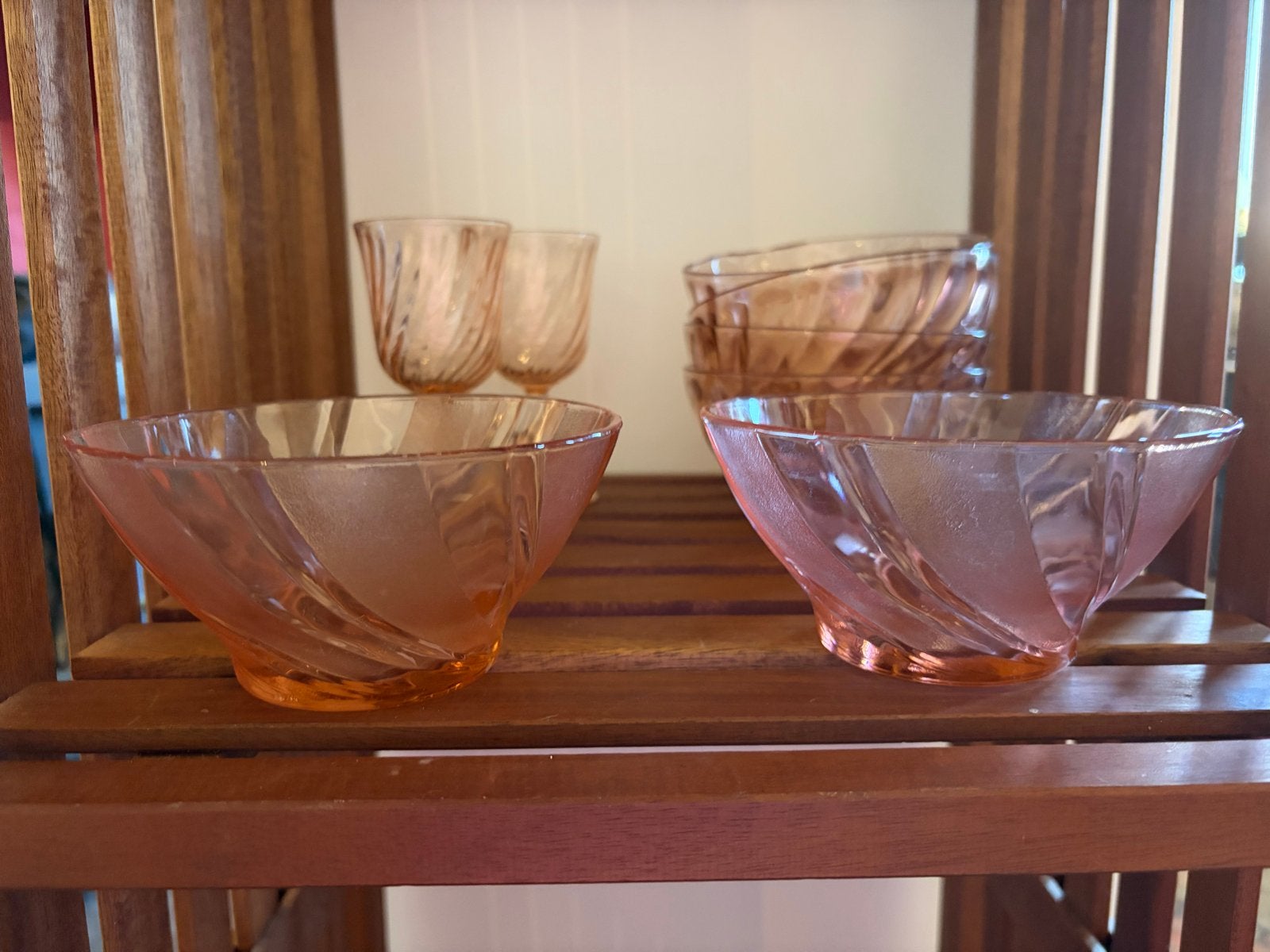 Vereco France roze glazen schaaltjes - set van 2 - vintage, Ophalen of Verzenden