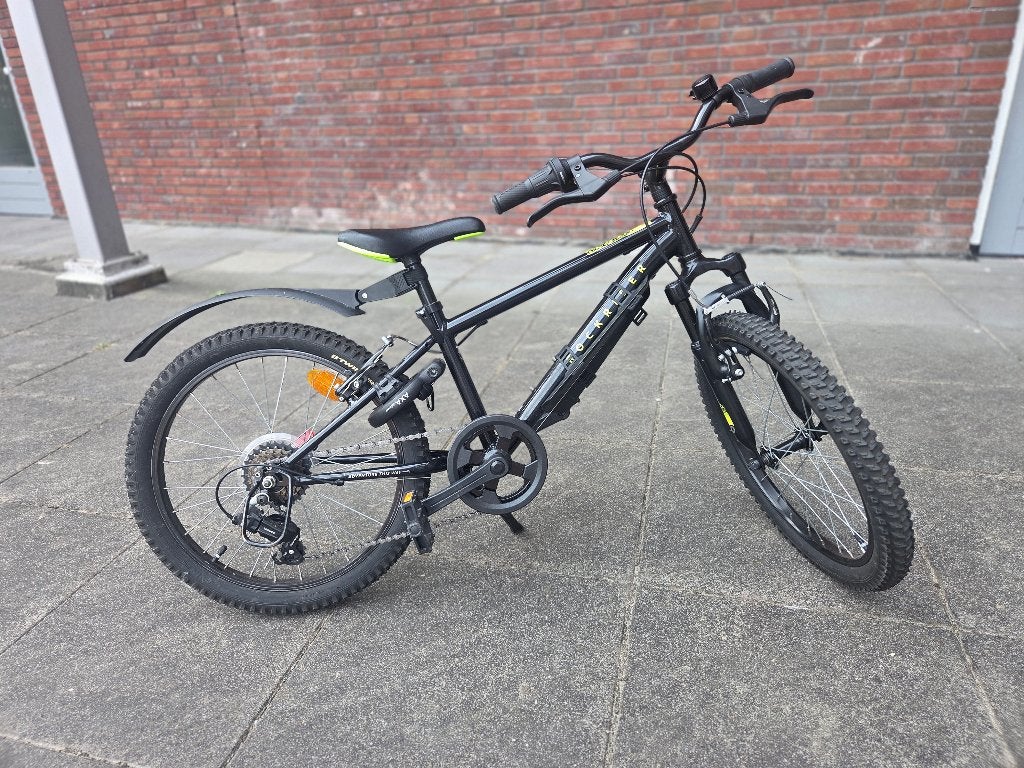 Mountainbike Rockrider Explore 500 20 inch 6-9 jaar zwart, Fietsen en Brommers, Fietsen | Jongens, Ophalen, Versnellingen, Zo goed als nieuw