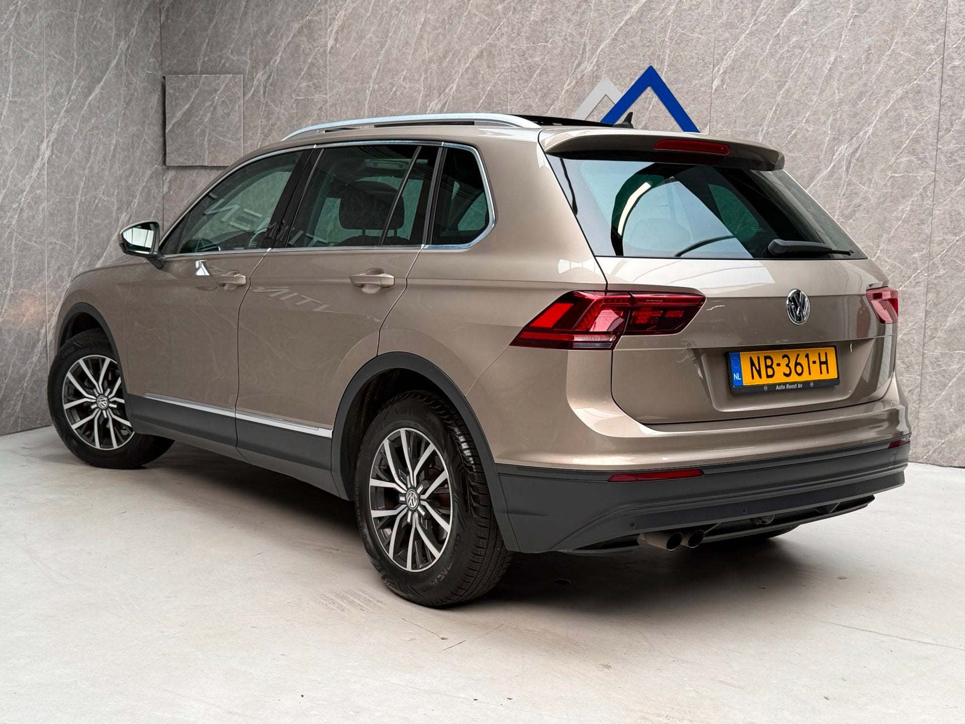 Volkswagen Tiguan 1.4 TSI / NAP / Panorama / Virtual / APK /, Voorwielaandrijving, 125 pk, Gebruikt, 4 cilinders