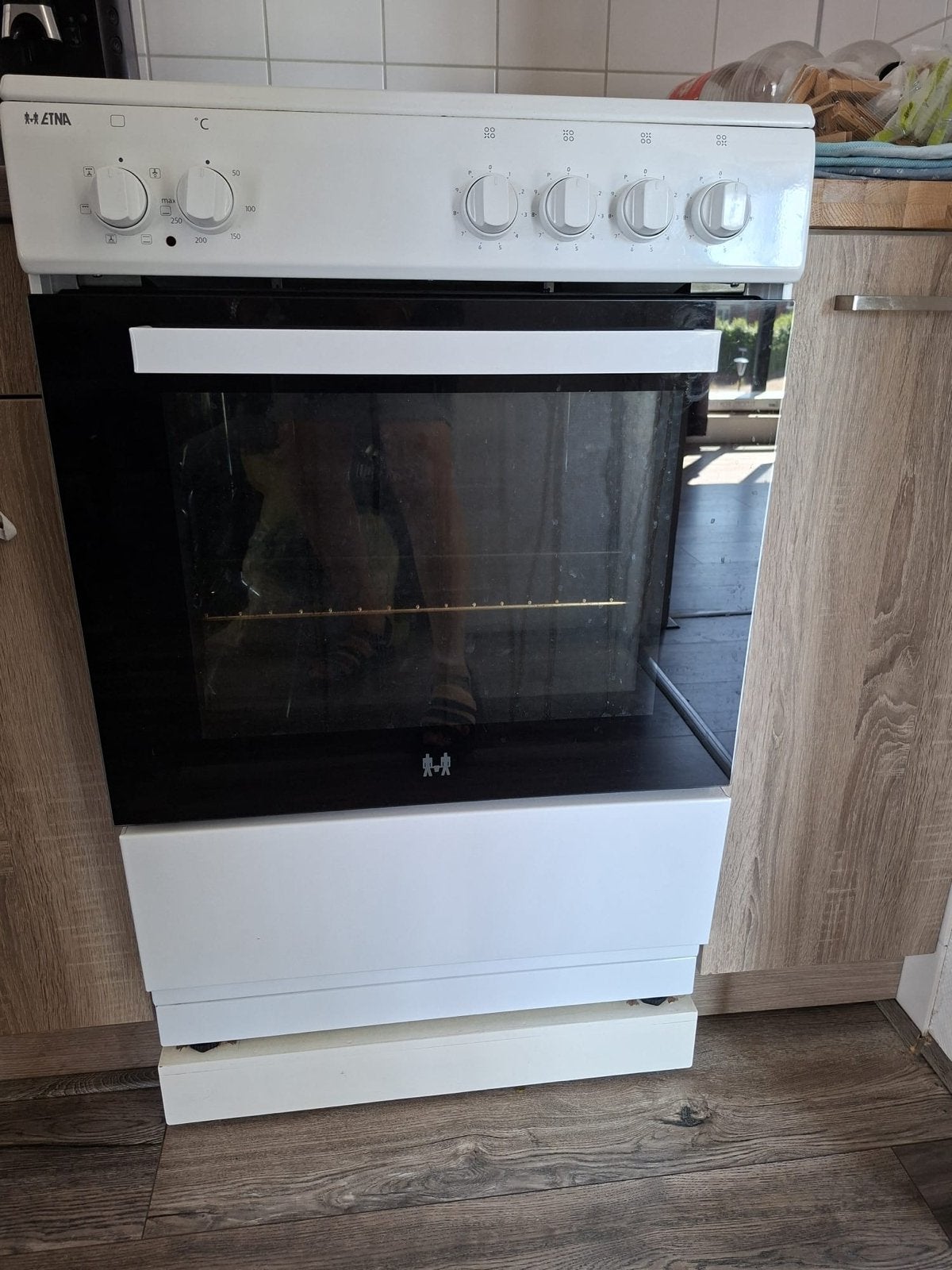 ETNA Vrijstaand inductie Fornuis met Oven, Witgoed en Apparatuur, Fornuizen, Ophalen, 60 cm of meer, Keramisch, 4 kookzones