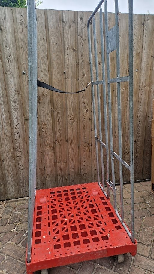 Rolcontainer met twee zijhekken, Doe-het-zelf en Verbouw, Ophalen, Gebruikt, 100 cm of meer, Opvouwbaar