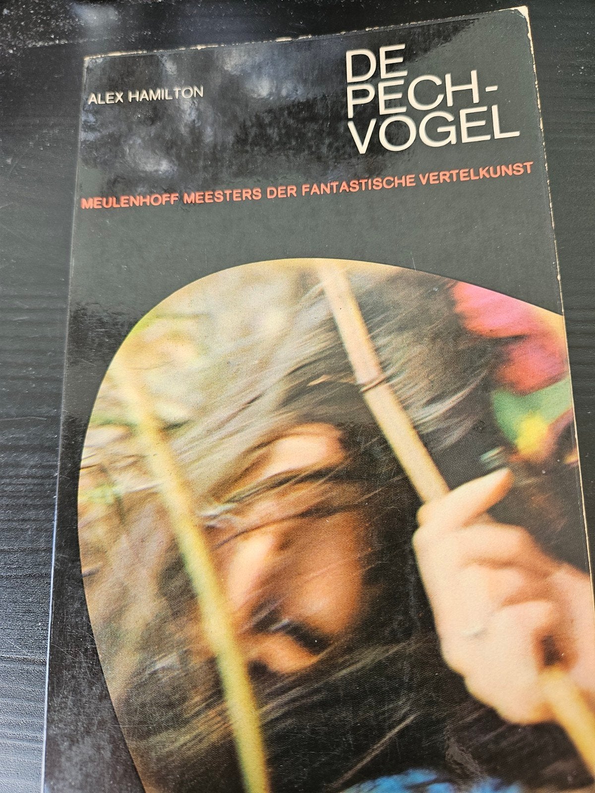 De Pechvogel - Alex Hamilton (Meulenhoff Meesters), Ophalen of Verzenden, Gelezen, Alex Hamilton, Nederland