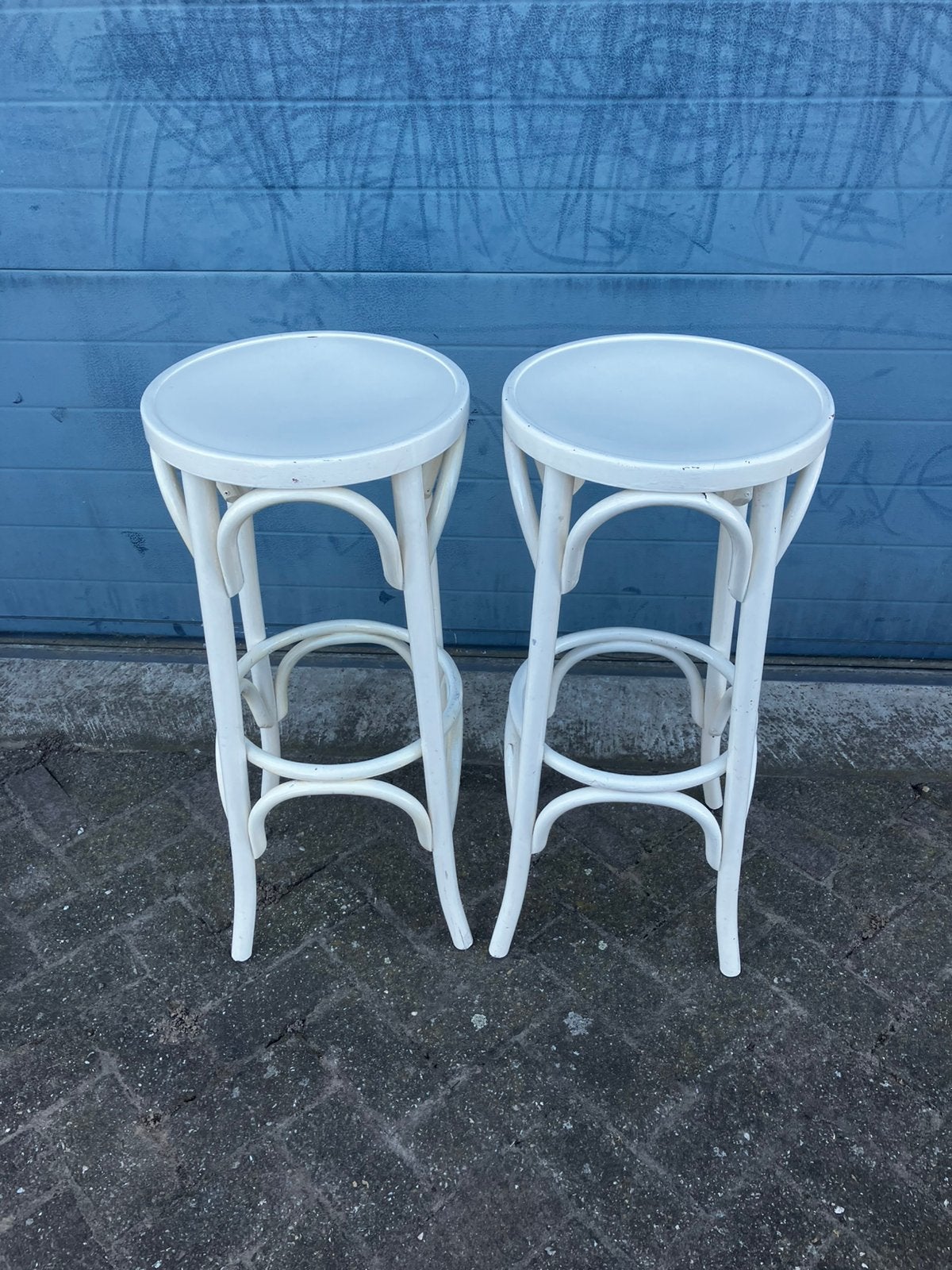 Set van 2 thonet style barkrukken, 2 krukken, Ophalen, Zo goed als nieuw, 60 tot 90 cm
