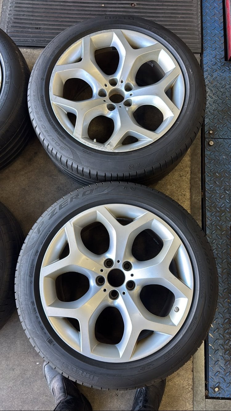 BMW 20 inch velgen met Pirelli zomerbanden:, Ophalen, Gebruikt, Banden en Velgen, 305 mm