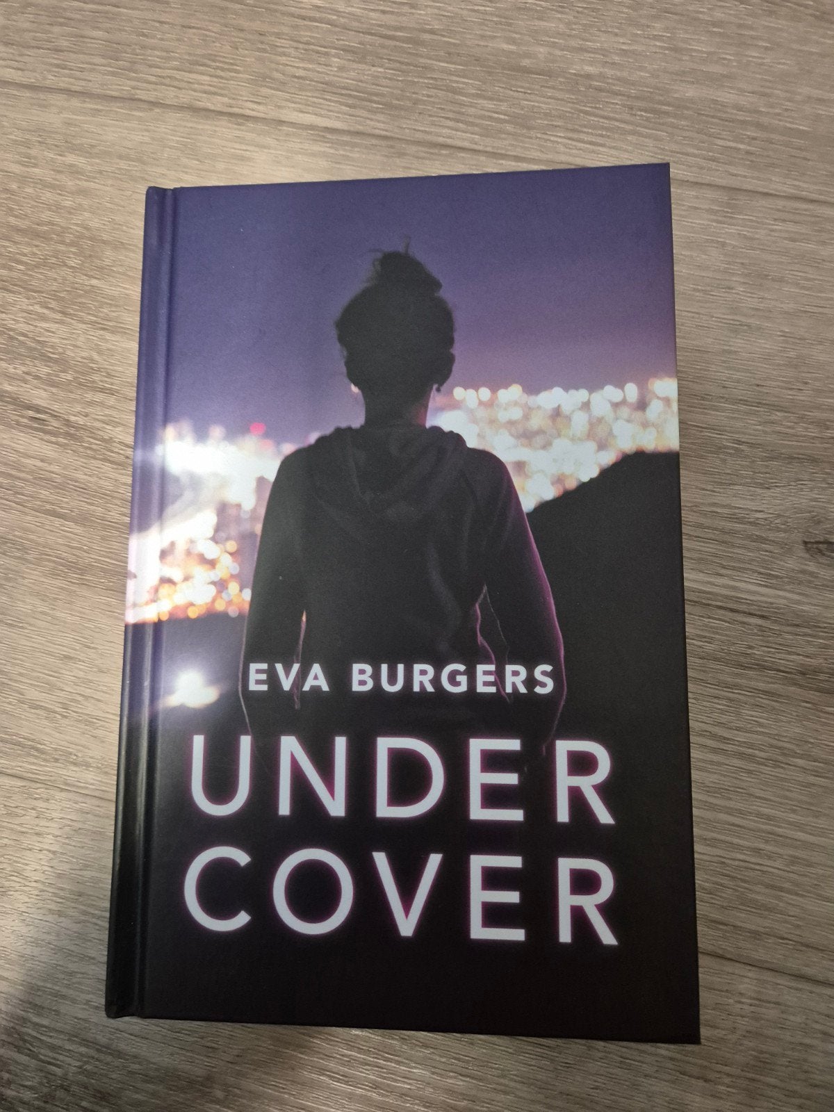 Eva Burgers - Undercover, Ophalen of Verzenden, Zo goed als nieuw, Eva Burgers