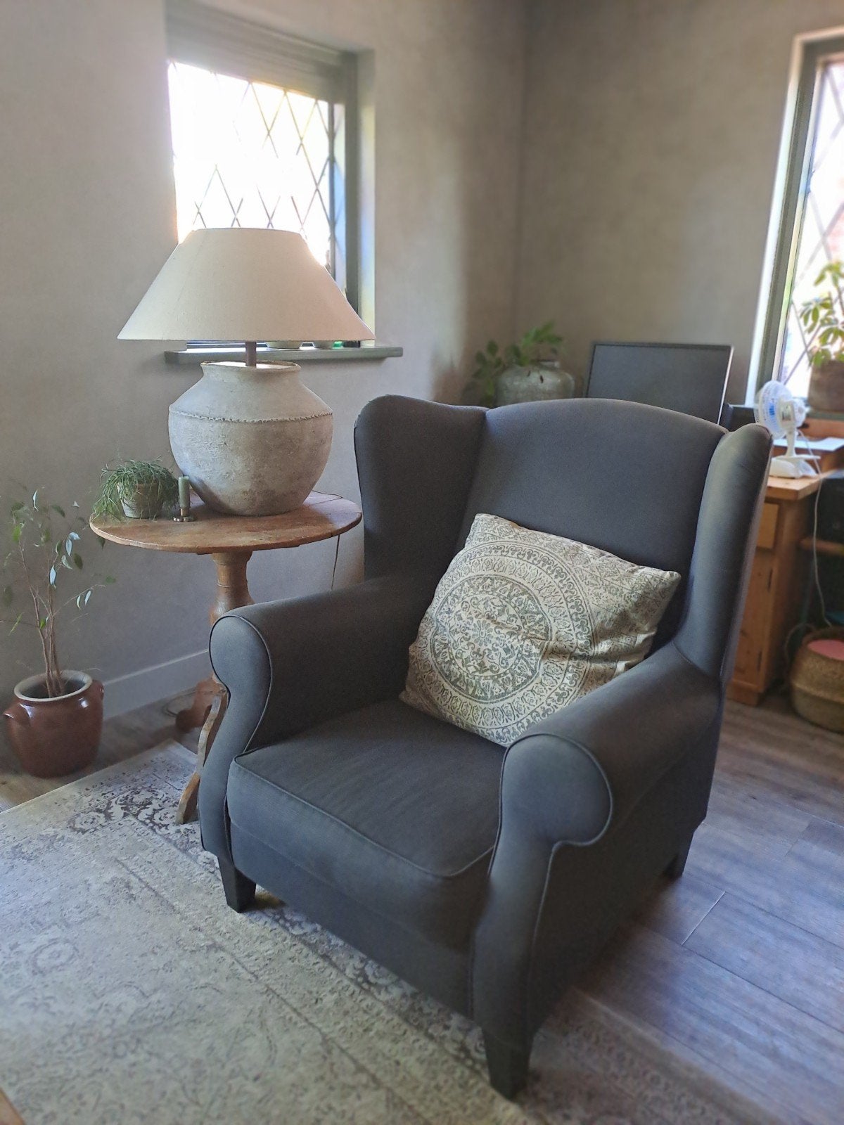 Grote landelijke oorfauteuil, Ophalen, Gebruikt, 75 tot 100 cm, 75 tot 100 cm