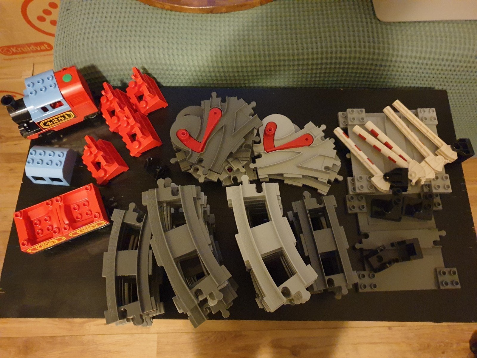 Duplo elektrische trein met station en veel rails, Gebruikt, Duplo, Complete set, Ophalen