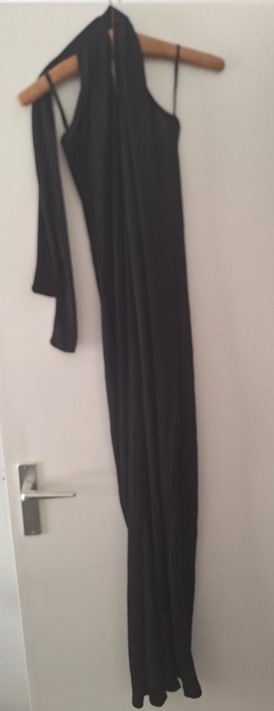 Zwarte Catsuit met open rug mt m/l, Maat 38/40 (M), Zwart, Ophalen of Verzenden, Onder de knie
