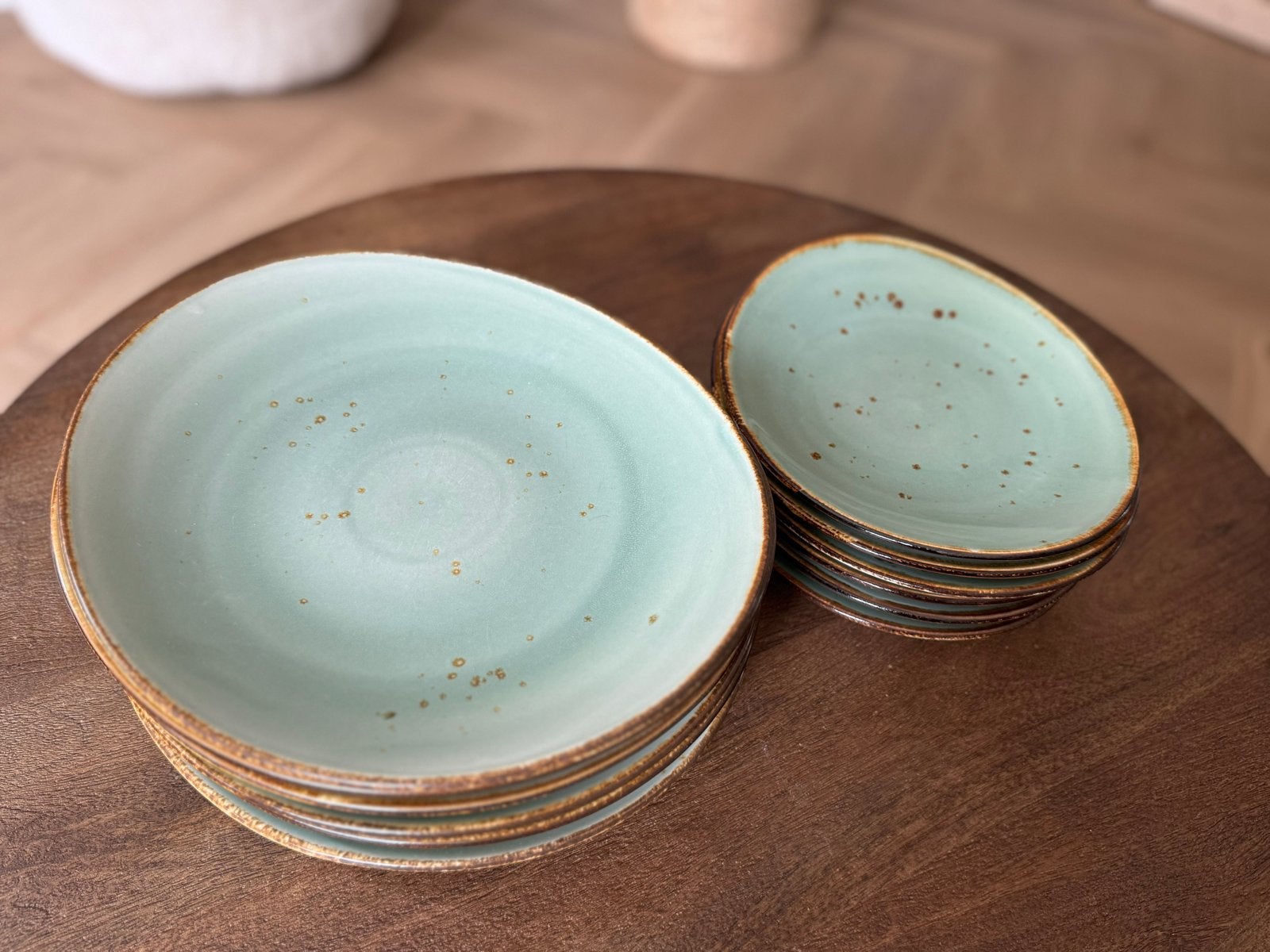 Q Authentic ovale borden aqua - 12 stuks, Huis en Inrichting, Keuken | Servies, Ophalen, Overige merken, Keramiek, Zo goed als nieuw