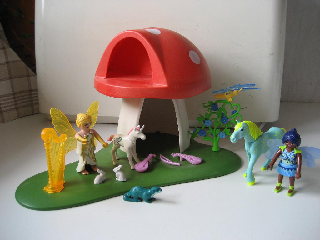 playmobil fairies bij de paddenstoel, Ophalen of Verzenden, Zo goed als nieuw