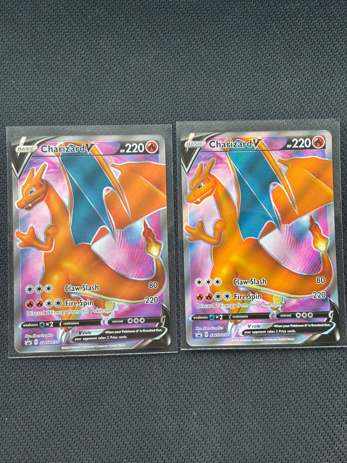 2 stuks - Pokémon Charizard V 079 – Champion's Path, Hobby en Vrije tijd, Verzamelkaartspellen | Pokémon, Ophalen of Verzenden