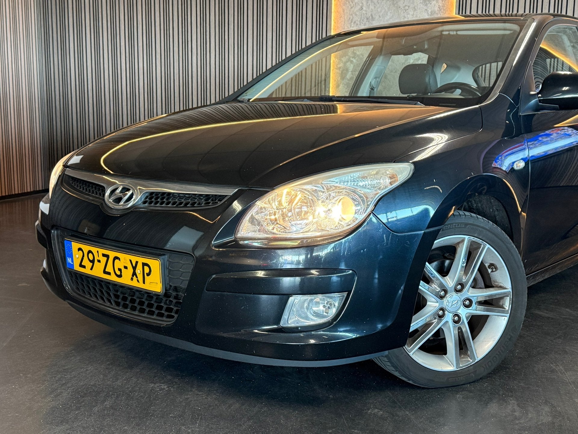 Hyundai I30 i30 2.0i i-Catcher Leder | Navi | Cruise | Stoel, Voorwielaandrijving, Gebruikt, Zwart, Zwart