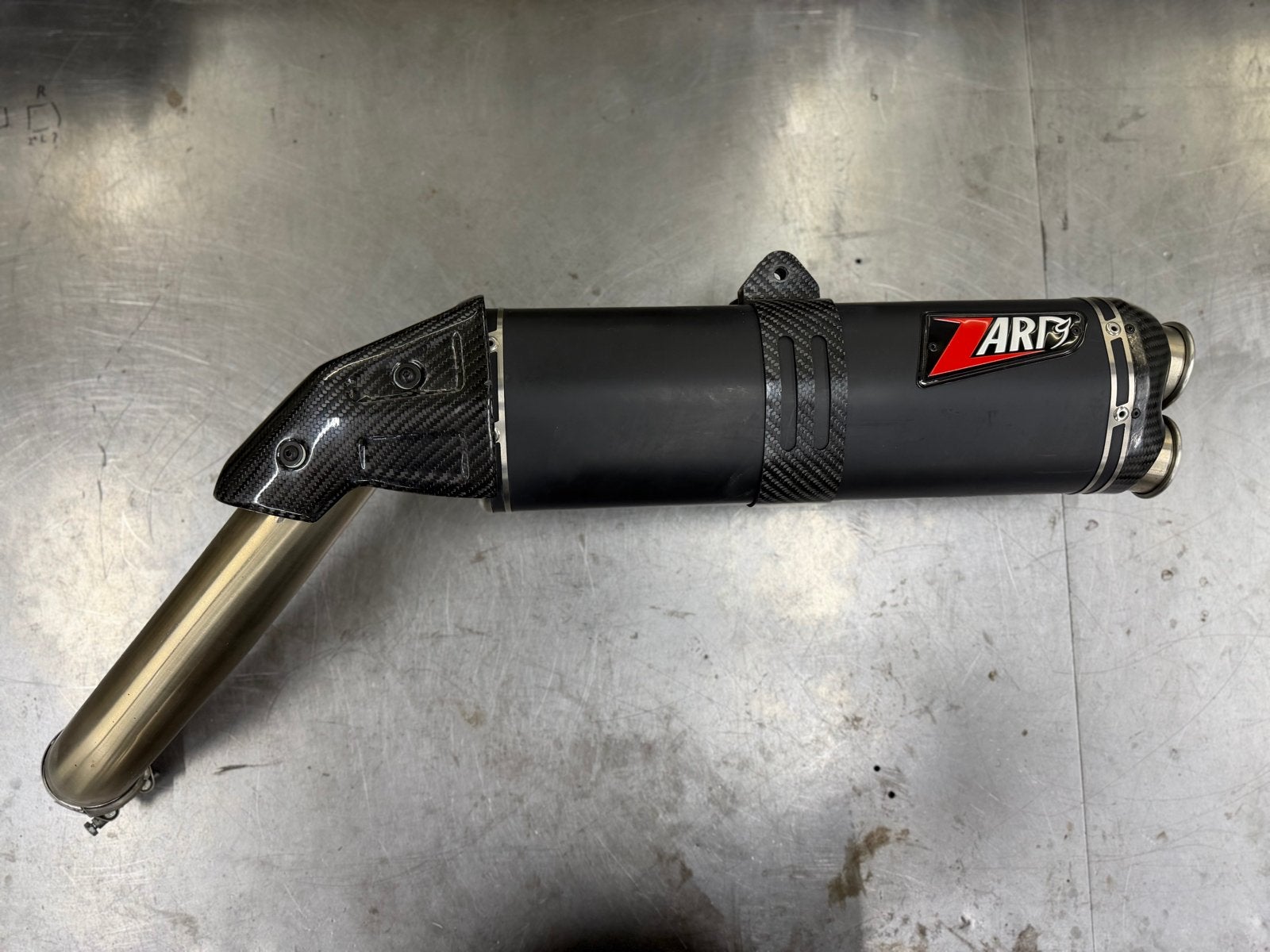 Zard uitlaat voor Moto Guzzi V85 TT e4 e5 matzwart, Ophalen of Verzenden, Gebruikt