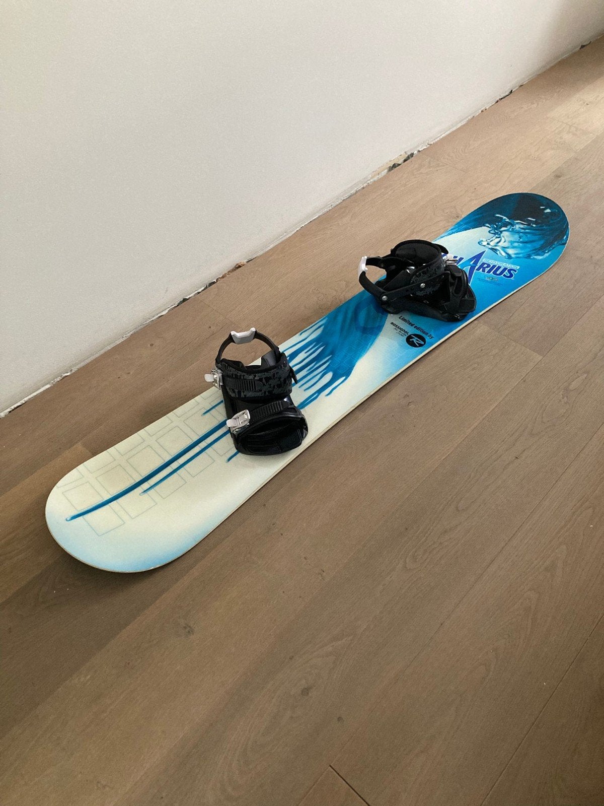 Rossignol Snowboard met bindingen - Blauw, Sport en Fitness, Snowboarden, Ophalen of Verzenden, Board