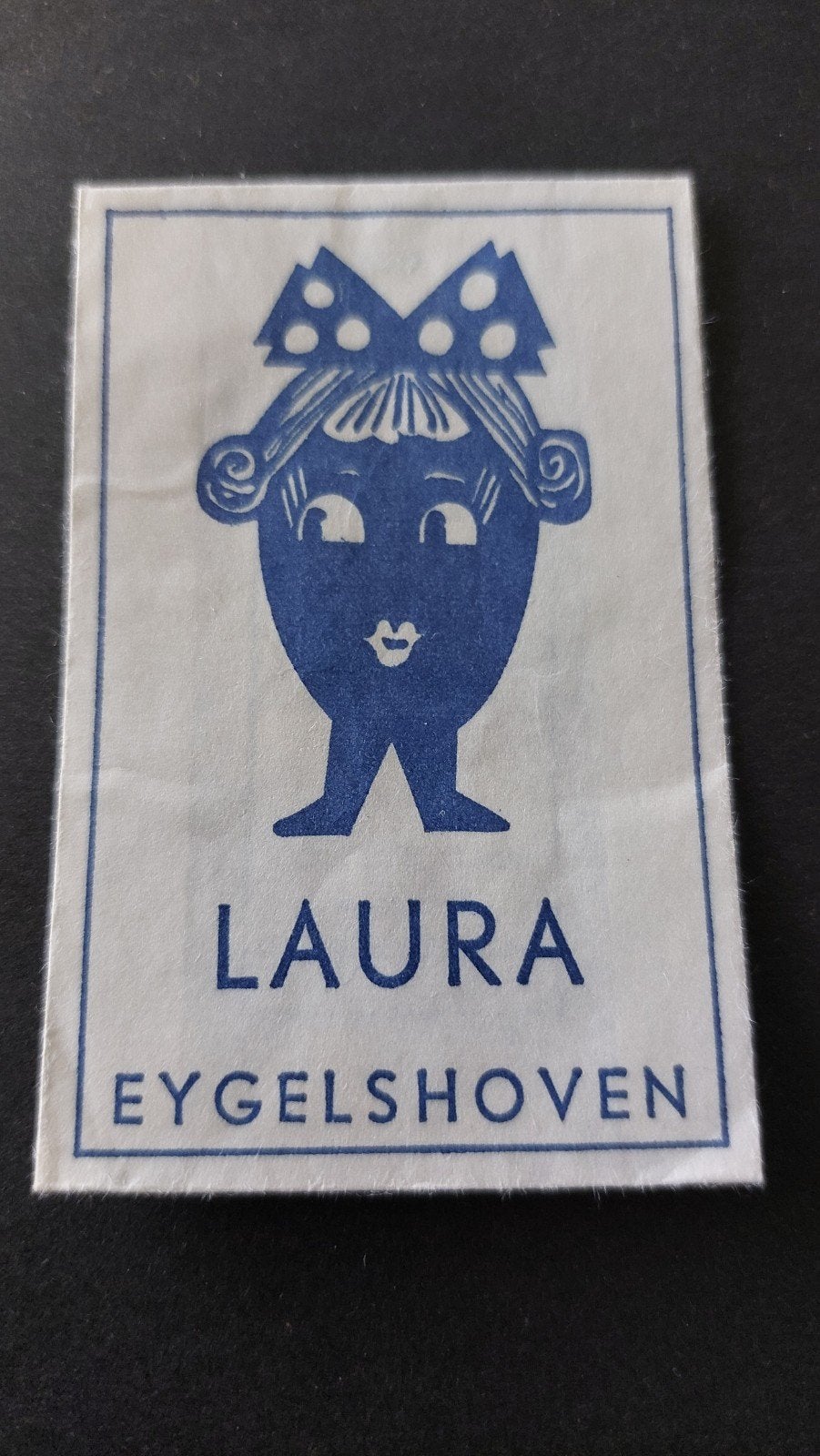 Eygelshoven, Laura, Verzenden, Nederland