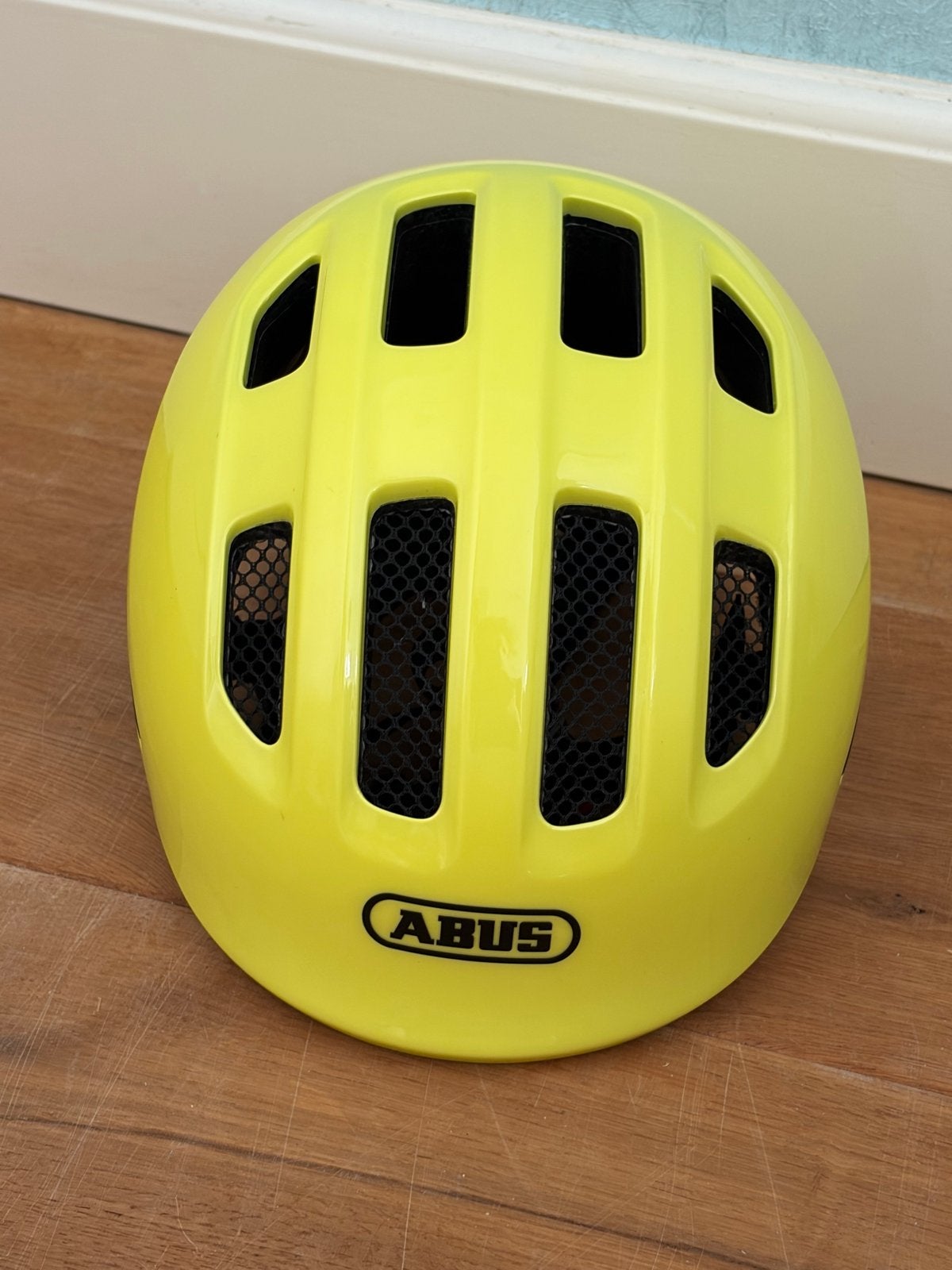 ABUS Smiley 3.0 Fietshelm Kind - Neon Geel (45-50cm), Fietsen en Brommers, Fietsaccessoires | Fietshelmen, Ophalen of Verzenden