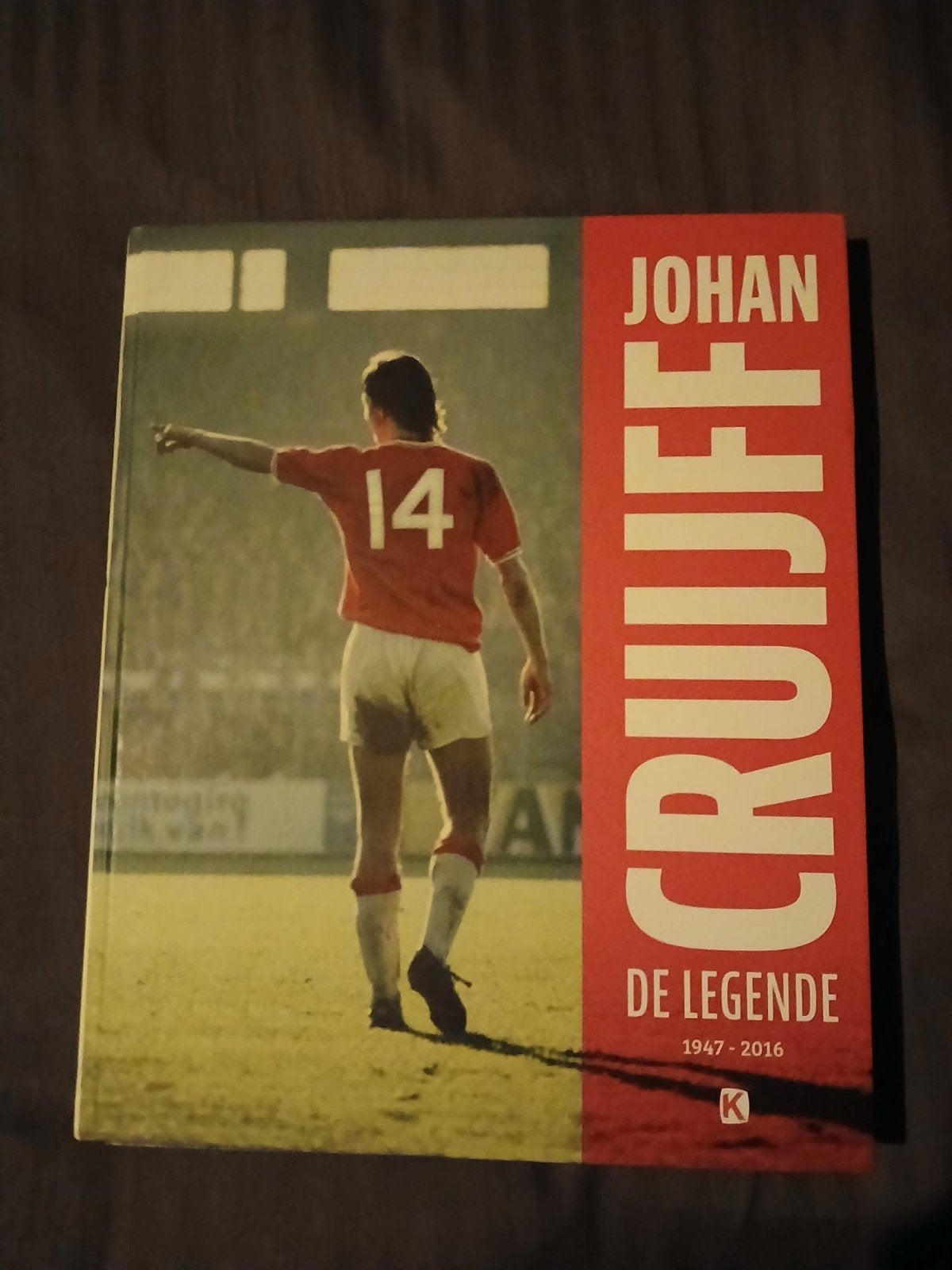 Johan Cruijff: De Legende 1947-2016 - Voetbalboek, Boeken, Ophalen, Zo goed als nieuw, Johan Cruijff, Balsport