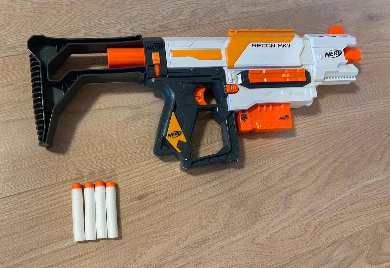 Nerf Recon MKII Blaster met accessoires en pijltjes, Ophalen, Gebruikt, Jongen of Meisje