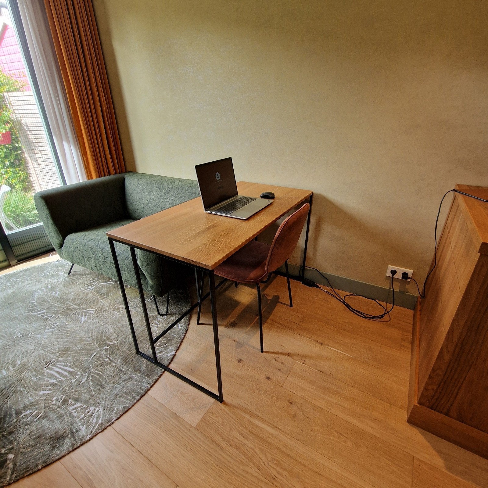 Super Bureau 120 x 60 cm als nieuw, Zwart, 120 cm, Hout, Ophalen of Verzenden
