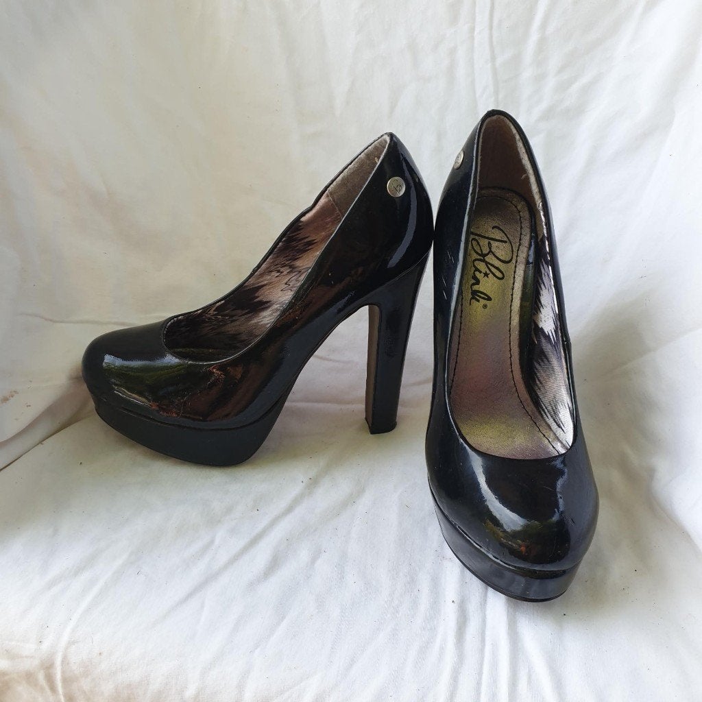 Zwarte glanzende pumps. Mt 37. Merk Blink, Pumps, ., Zwart, Ophalen of Verzenden