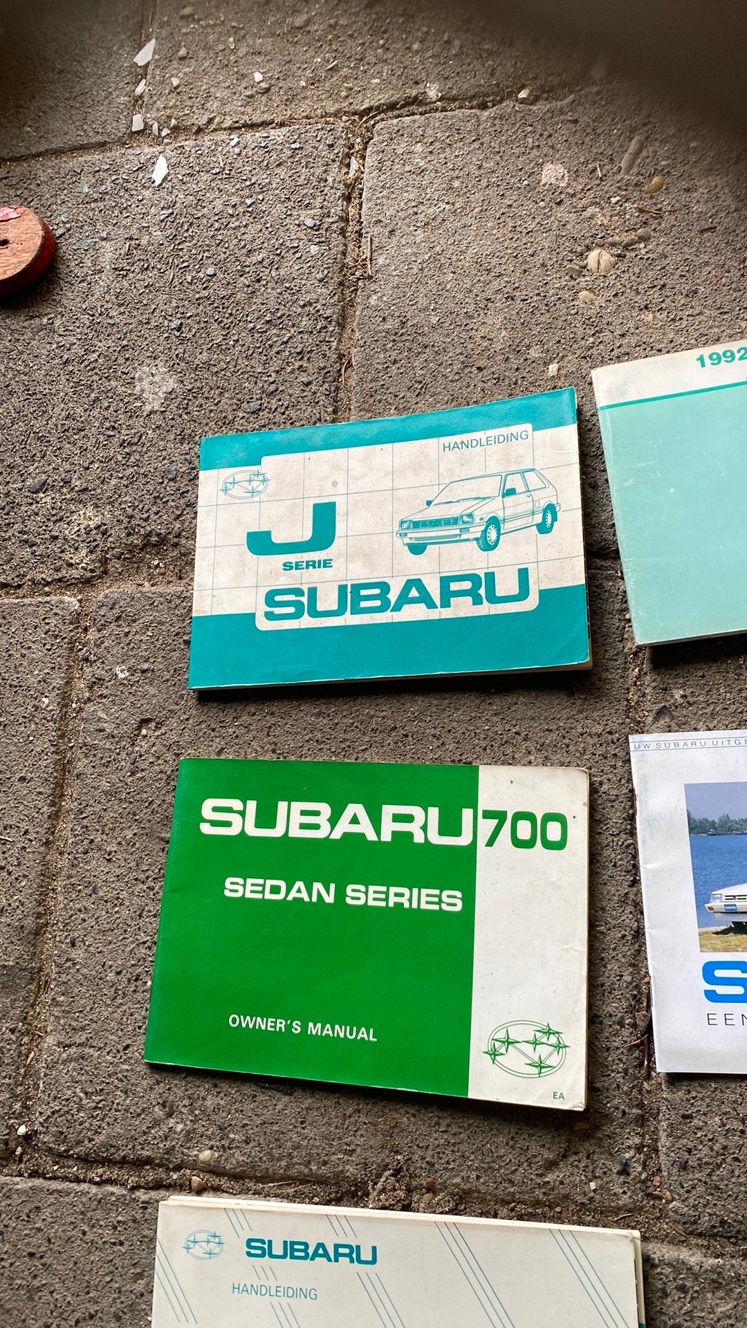 Subaru. J. E. M70. sedan series, Ophalen of Verzenden
