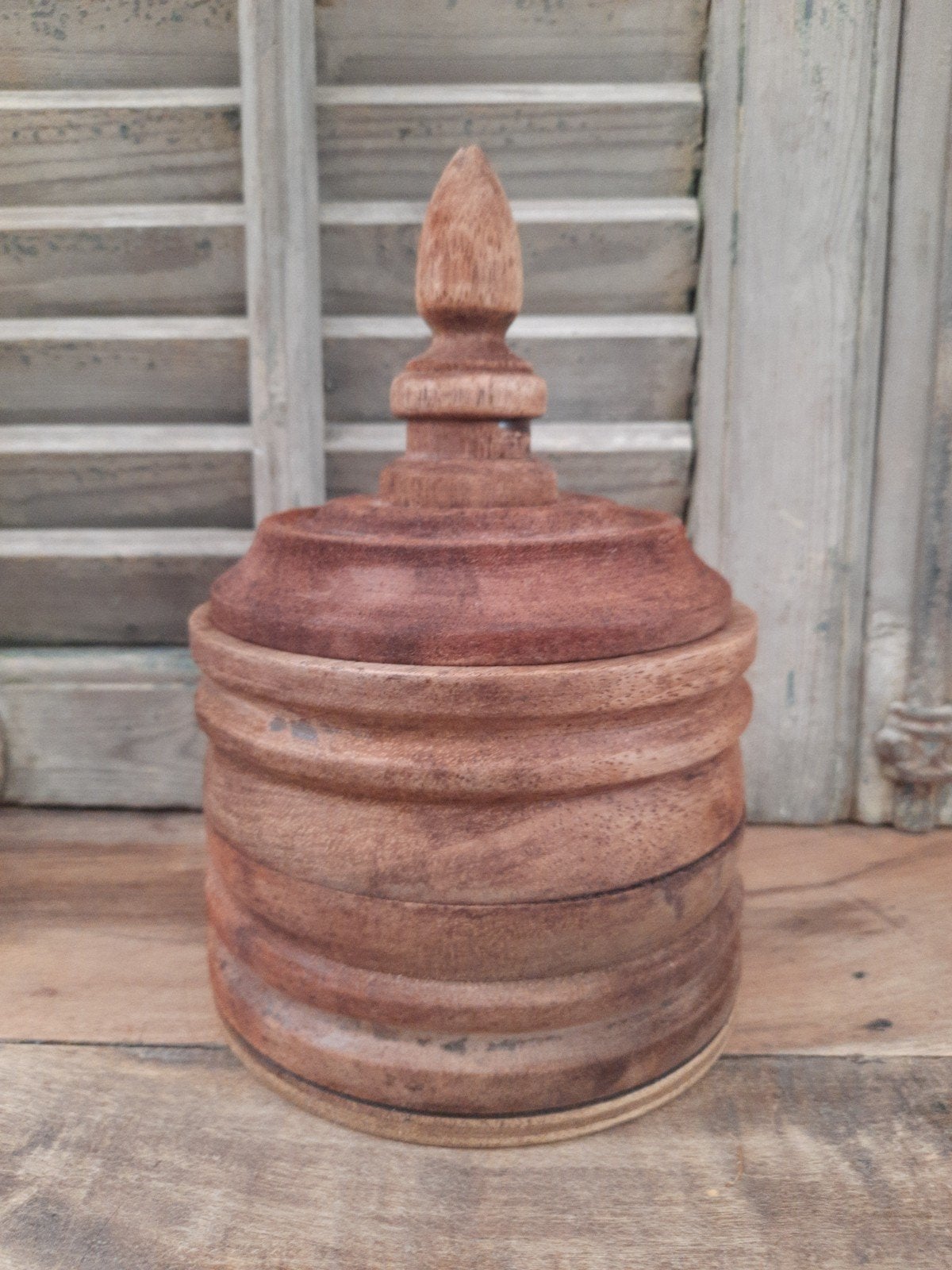 Oude houten tabakspot houten pot met deksel sober hout, Ophalen, Gebruikt, Hout