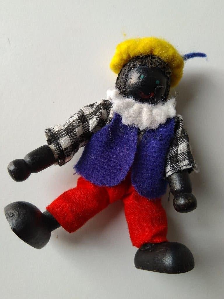zwarte piet, houten poppenhuispoppetje Sinterklaas, Ophalen of Verzenden, Zo goed als nieuw