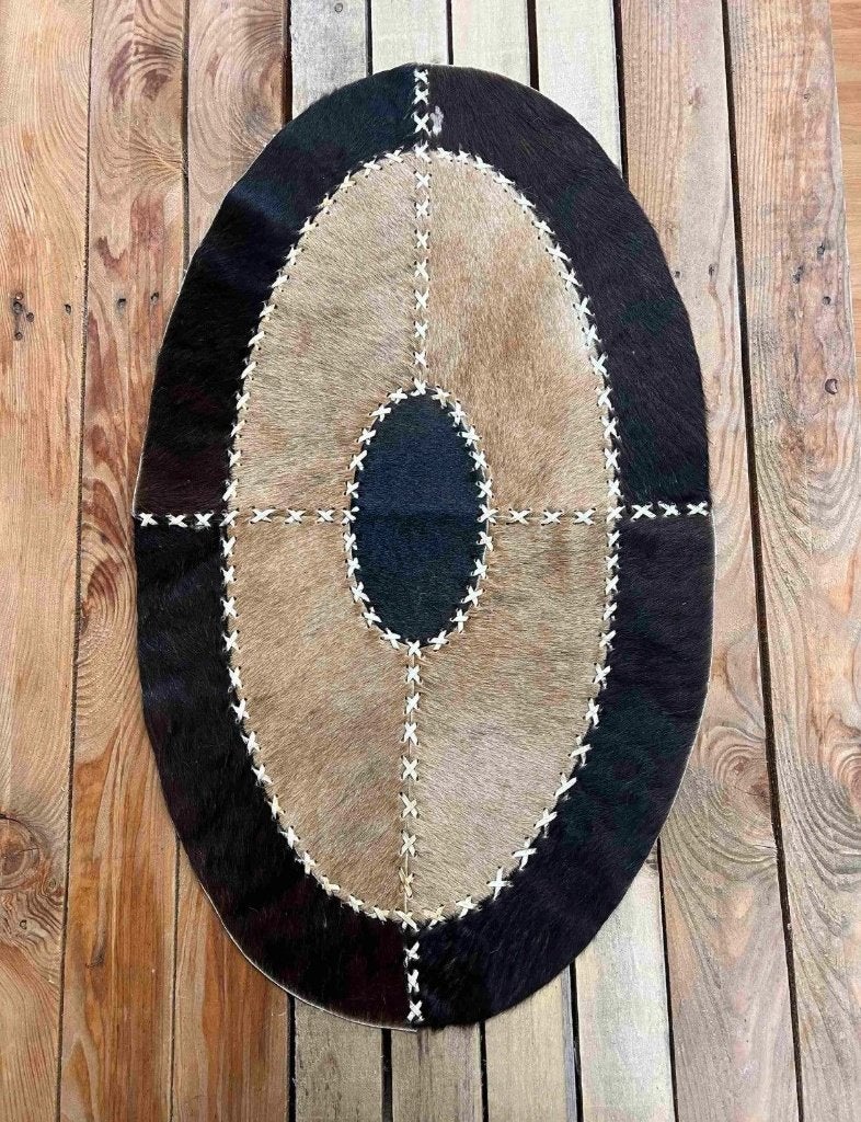 Patchwork runderhuid tafelkleed ovaal 80/47 cm, Djt@dejuistetoon.eu, Zo goed als nieuw, Mon Plaisir 19, Etten-Leur, Netherlands