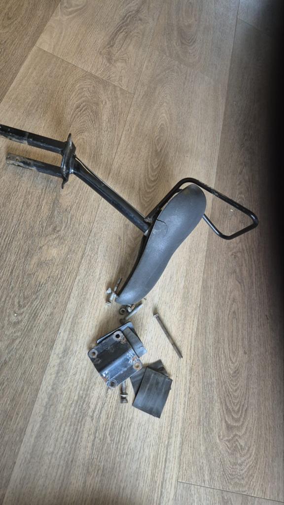 Fiets zadel op stang, Fietsen en Brommers, Fietsaccessoires | Aanhangers en Karren, Ophalen of Verzenden, 80 kg of meer