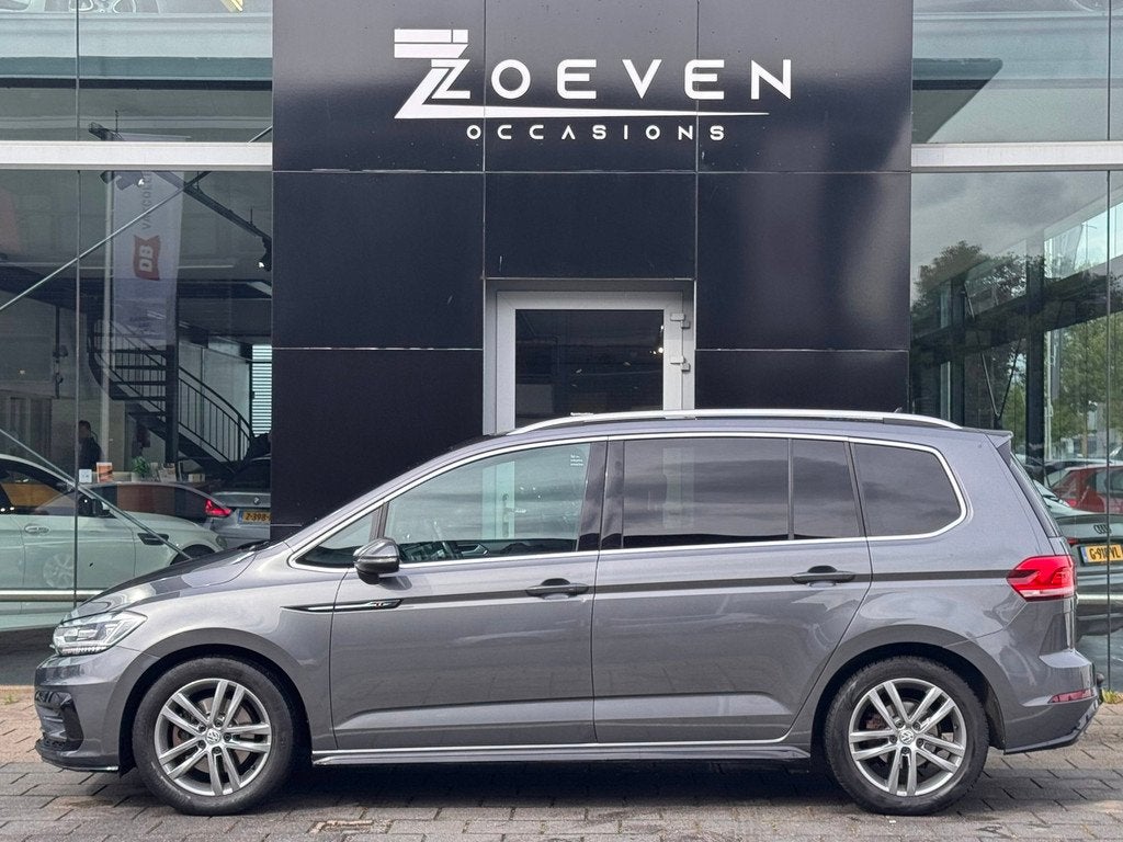 Volkswagen Touran 1.6 TDI SCR Comfortline Business 7p, Auto's, Stof, Gebruikt, 23 km/l, Bedrijf