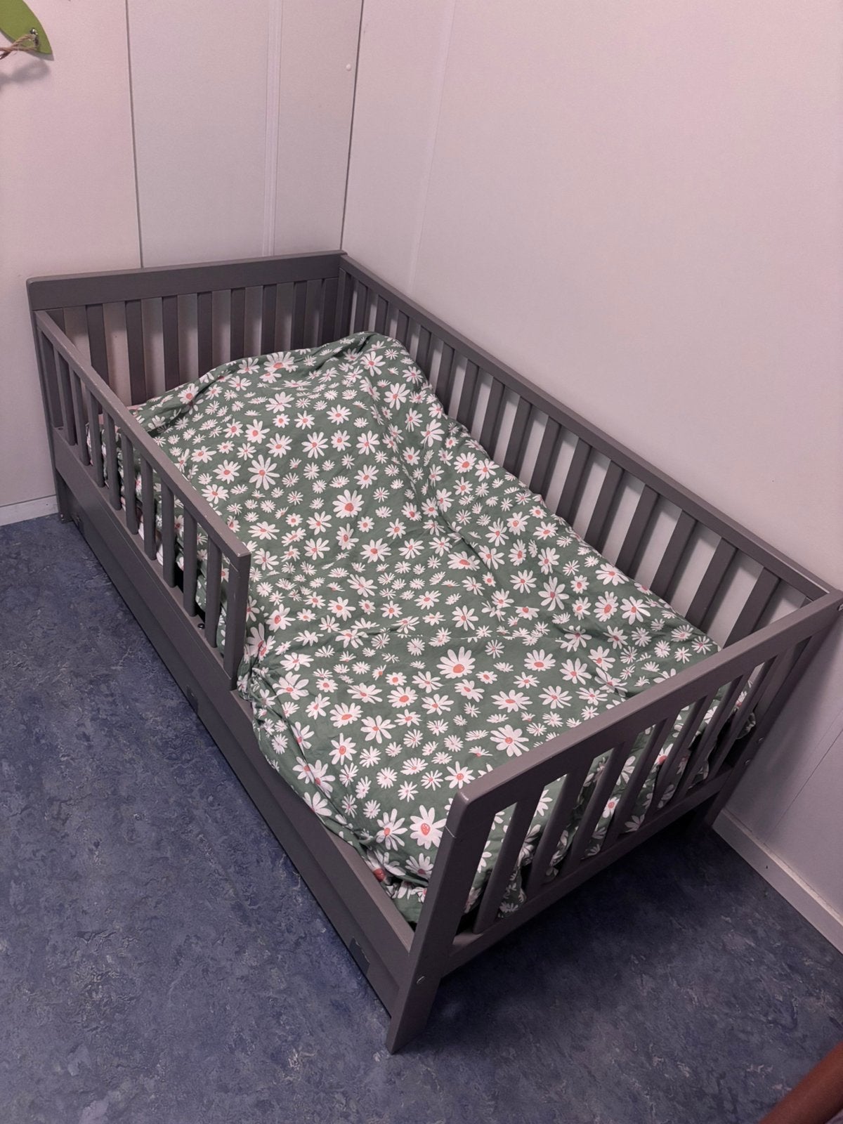 Kinderbed grijs 140 x 70 incl lade en matras, Gebruikt, 70 tot 85 cm, 140 tot 160 cm, Ophalen