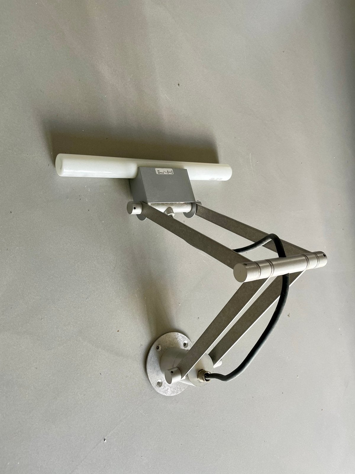 Modular Lighting Instruments Nomad  Linestra wandlamp, Gebruikt, Overige fittingen, Ophalen of Verzenden, Overige merken