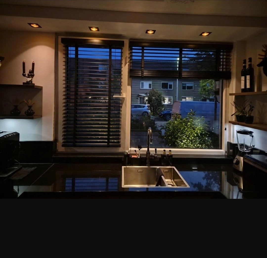 Zwart houten jaloezieën, Ophalen of Verzenden, Zwart, Jaloezie