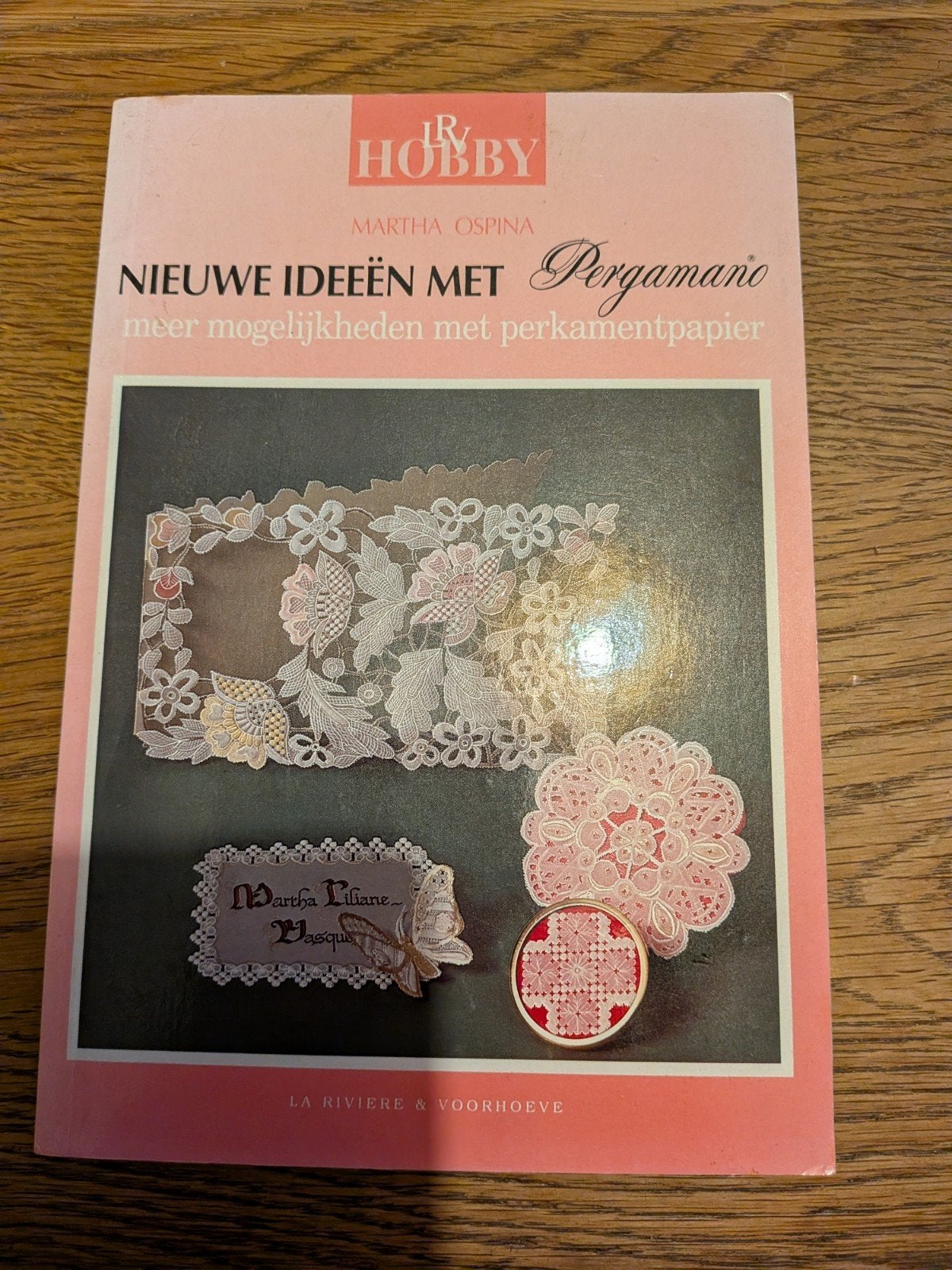 Nieuwe Ideeën met Pergamano - Martha Ospina, Ophalen of Verzenden, Gelezen, Overige onderwerpen, Martha Ospina