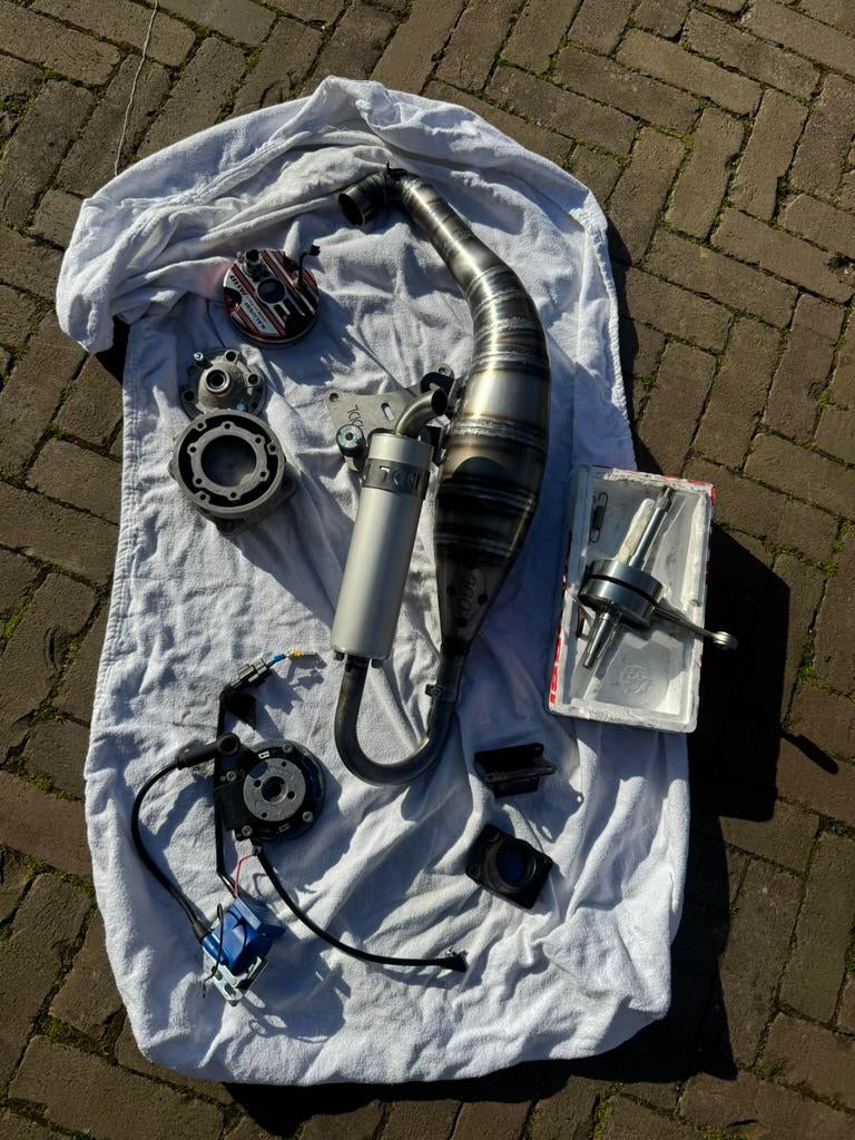 94cc onderdelen, Fietsen en Brommers, Brommeronderdelen | Scooters, Nieuw, Piaggio, Uitlaat, Ophalen of Verzenden