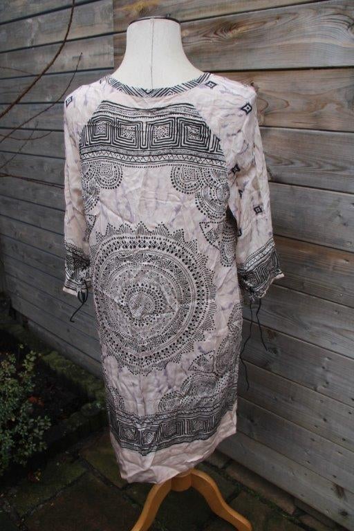 Jurk beige/ zwart Odd Molly mt 4 (42/44) Vaste prijs, Kleding | Dames, Jurken, Verzenden, Zwart, Maat 42/44 (L), Zo goed als nieuw