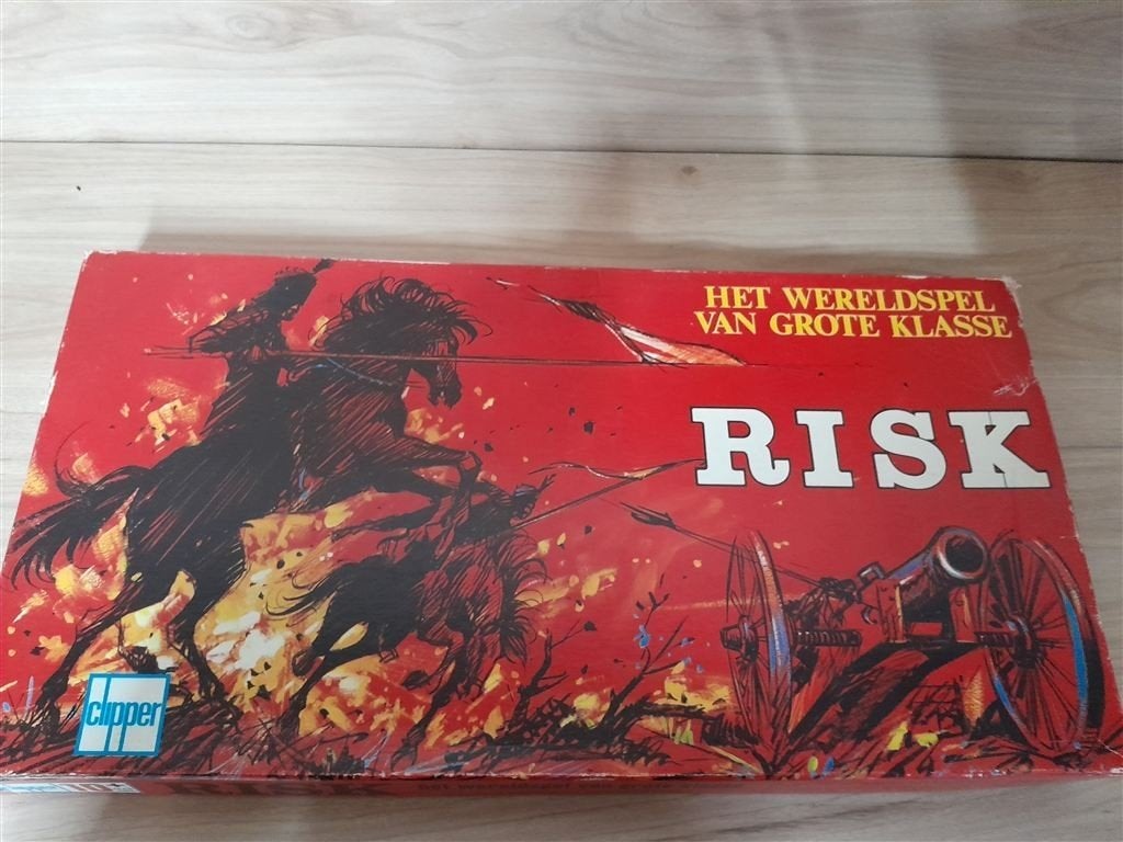 risk rode doos clipper [s1138], Hobby en Vrije tijd, Gezelschapsspellen | Bordspellen, Verzenden, Zo goed als nieuw