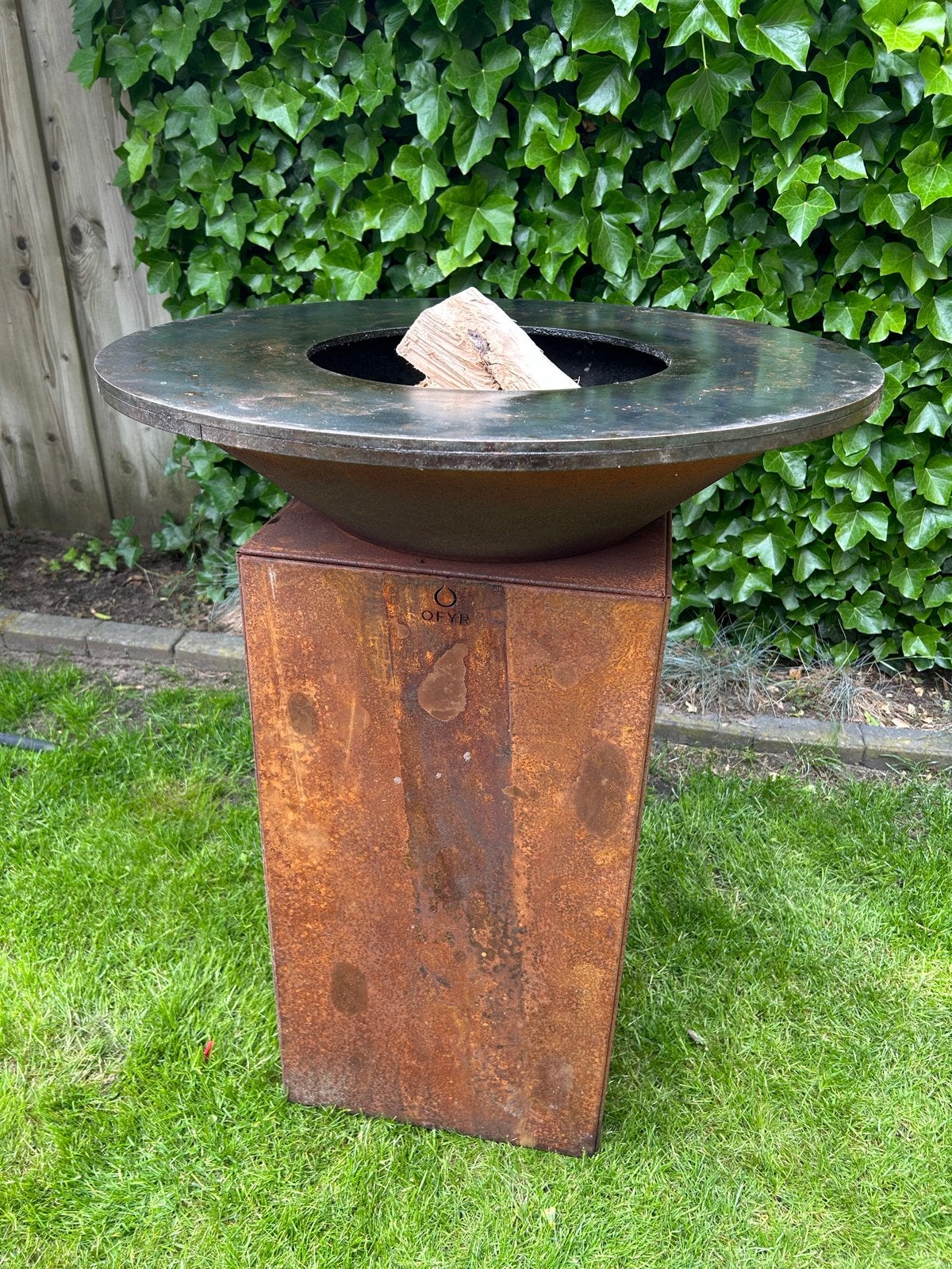 OFYR Classic Corten 75 vuurschaal met Grillplaat / bbq, Tuin en Terras, Vuurkorven, Zo goed als nieuw, Vuurkorf, Ophalen