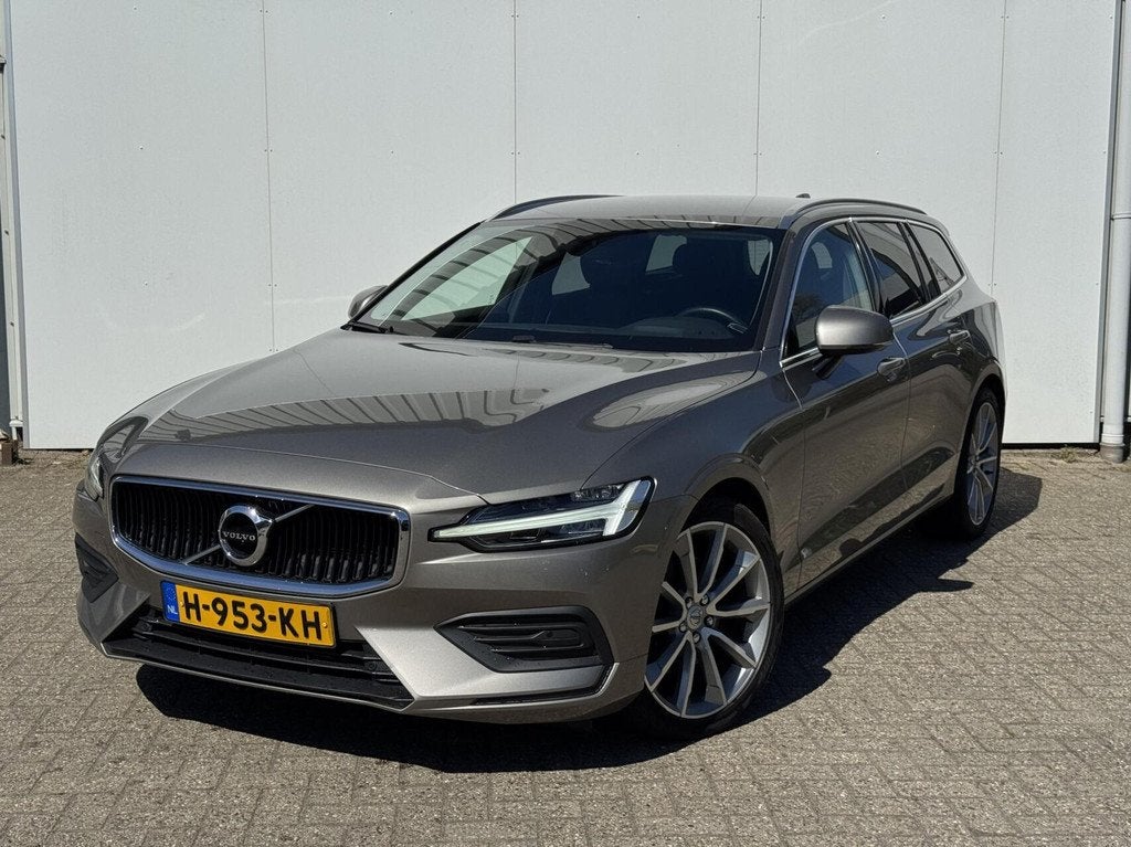 Volvo V60 2.0 T4 Mom.|ACC|PAS V/A|Blis|19"|, Auto's, Volvo, Bedrijf, Te koop, V60, ABS, Achteruitrijcamera, Adaptive Cruise Control