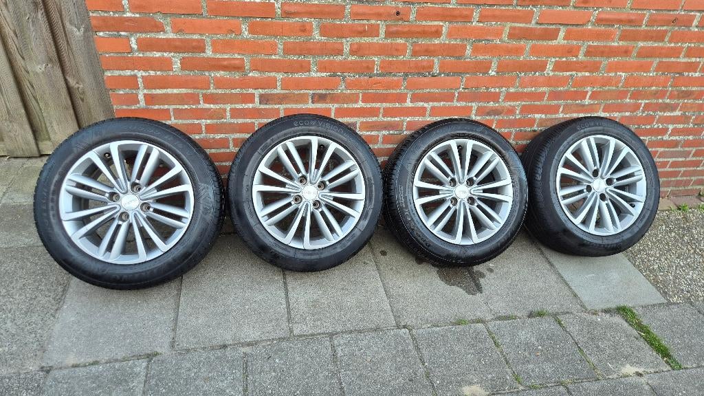 Zomerbanden citroen c3 c4 205 55 16, Auto-onderdelen, Ophalen, Gebruikt, 16 inch, Banden en Velgen