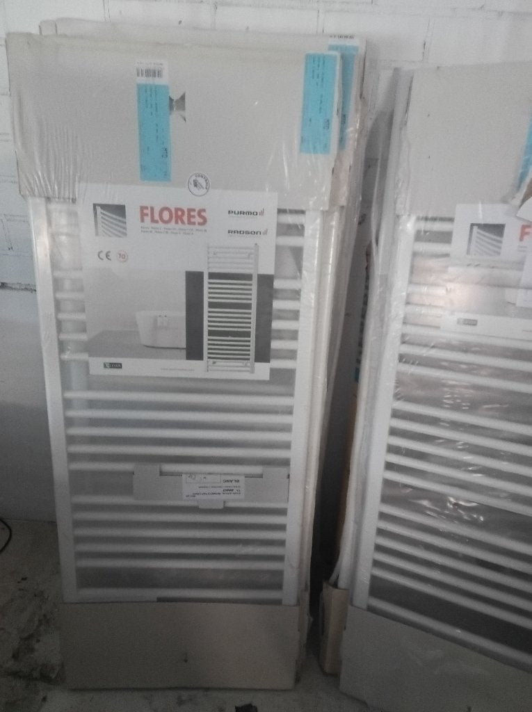 Nieuwe ( RADSON) designradiator  , 1537mm hoog x 600mm breed, Doe-het-zelf en Verbouw, Verwarming en Radiatoren, Radiator, Nieuw