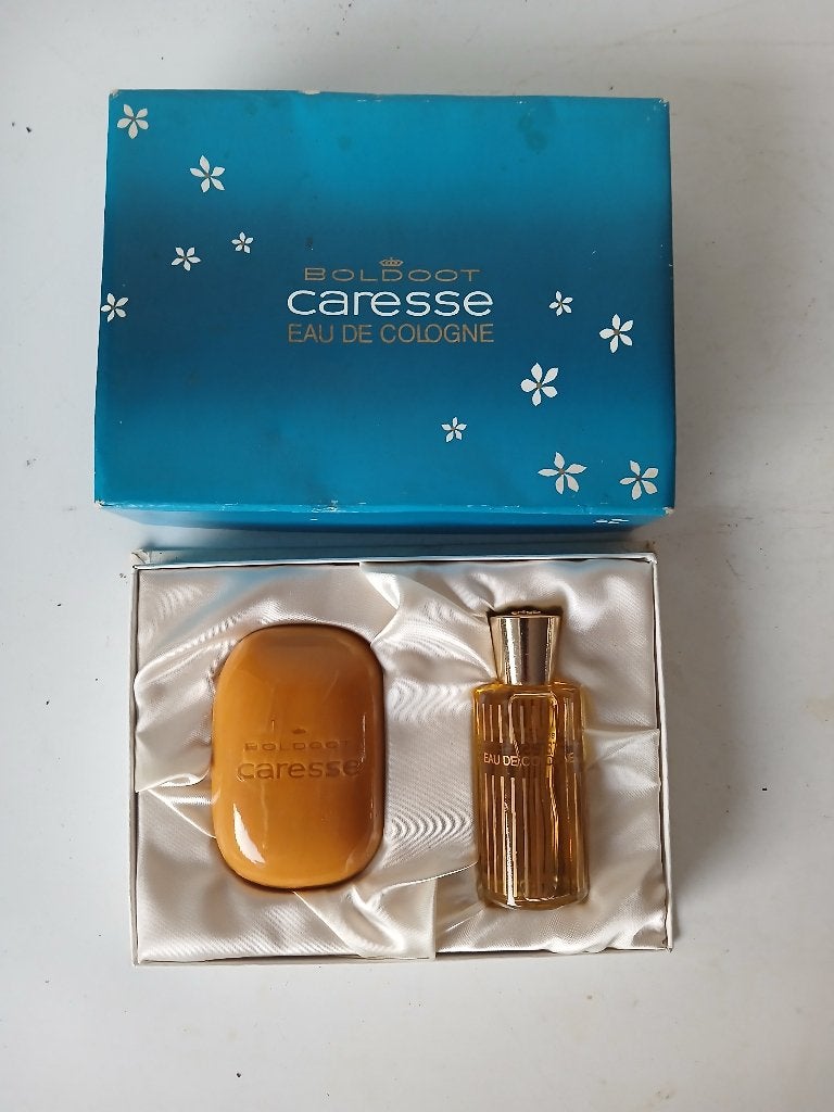 VINTAGE !!! Geschenkdoos Boldoot Caresse eau de cologne en, Verzenden, Nieuw, Parfumfles, Gevuld