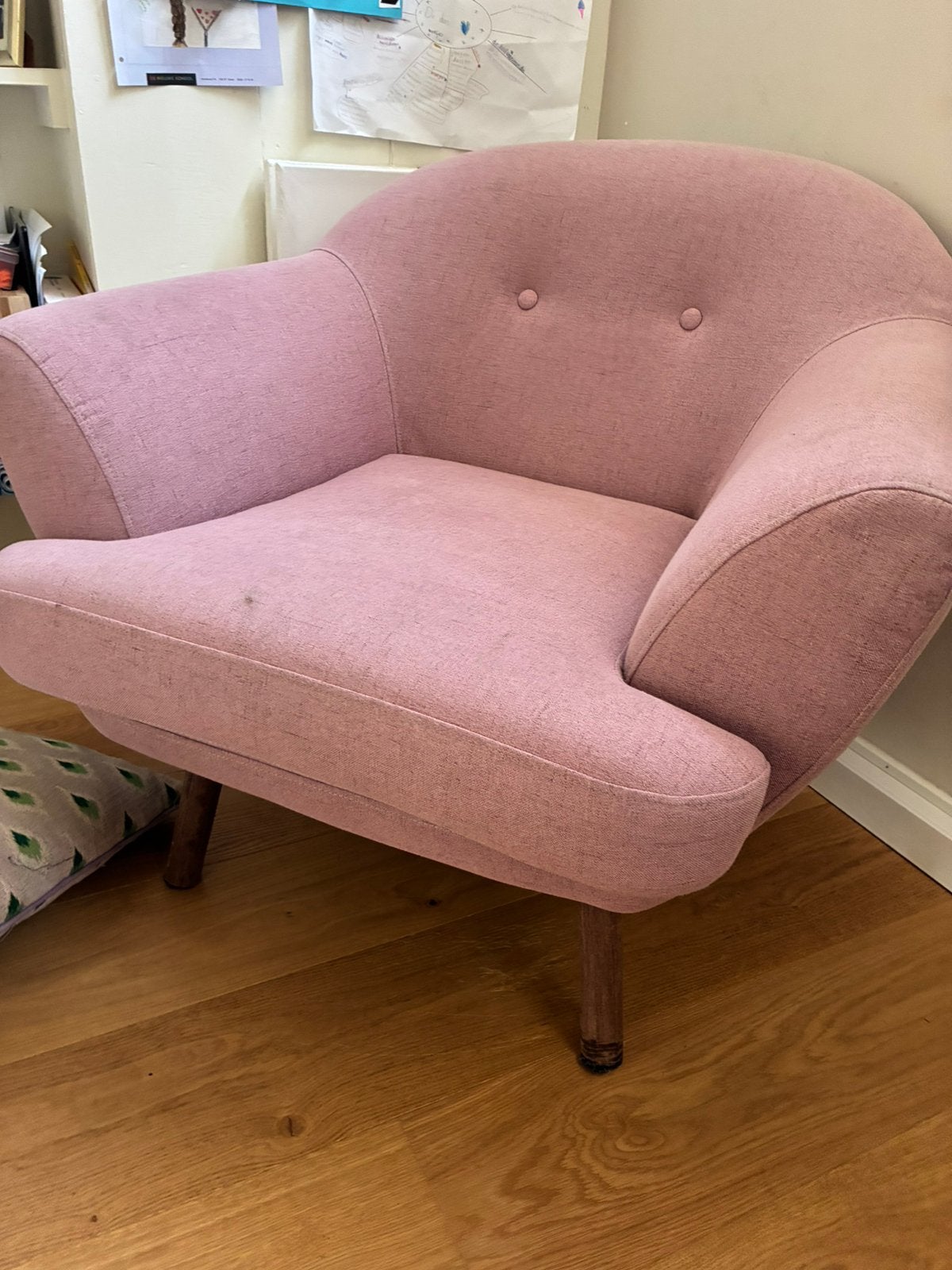 Mooie oud roze stoel, Huis en Inrichting, Banken | Sofa's en Chaises Longues, Eenpersoons, Minder dan 75 cm, Ophalen of Verzenden