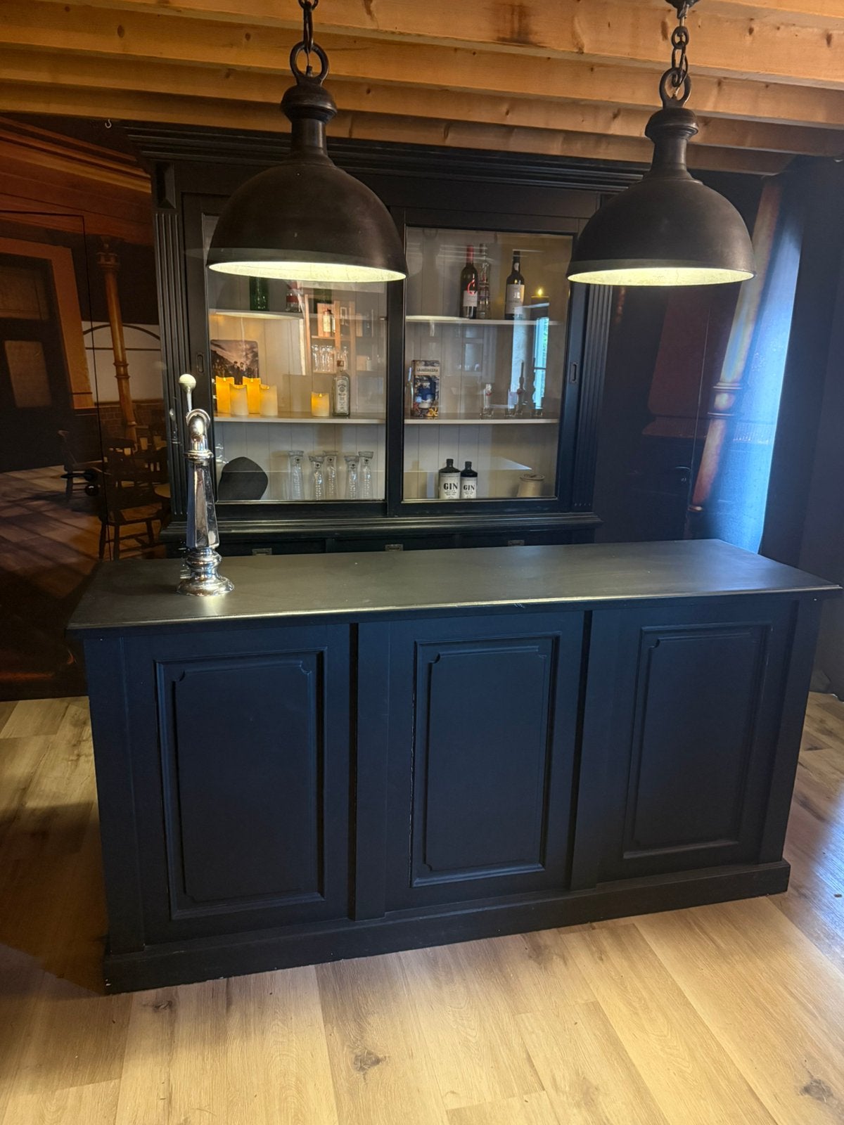 Gave zwarte barset bar toog man cave cafe kroeg tapkraan, Ophalen of Verzenden, Zo goed als nieuw