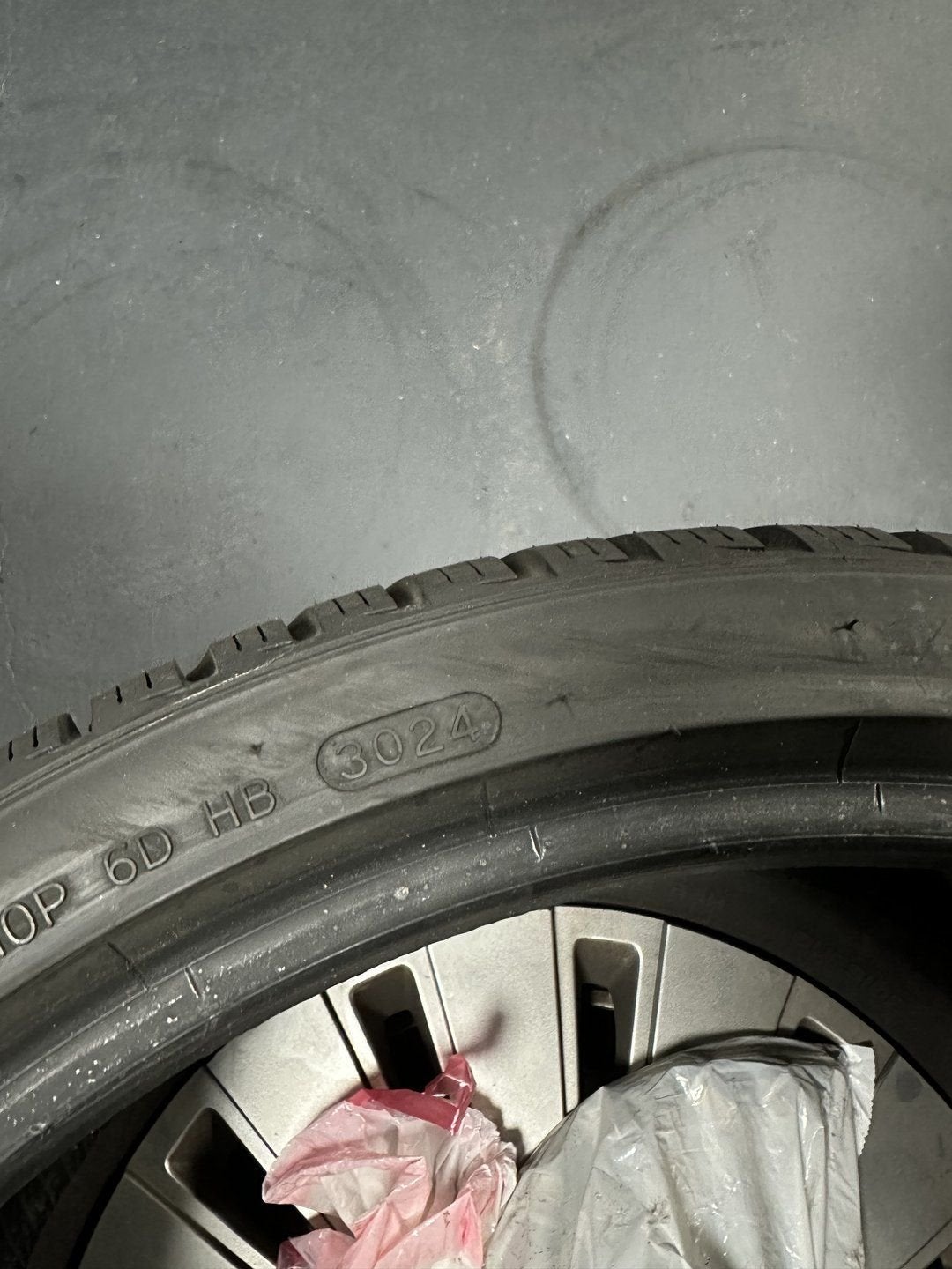 DEMO! 235-35-19 Hankook Winter i*cept Evo 3 XL M+S, Gebruikt, -, -, Banden en Velgen