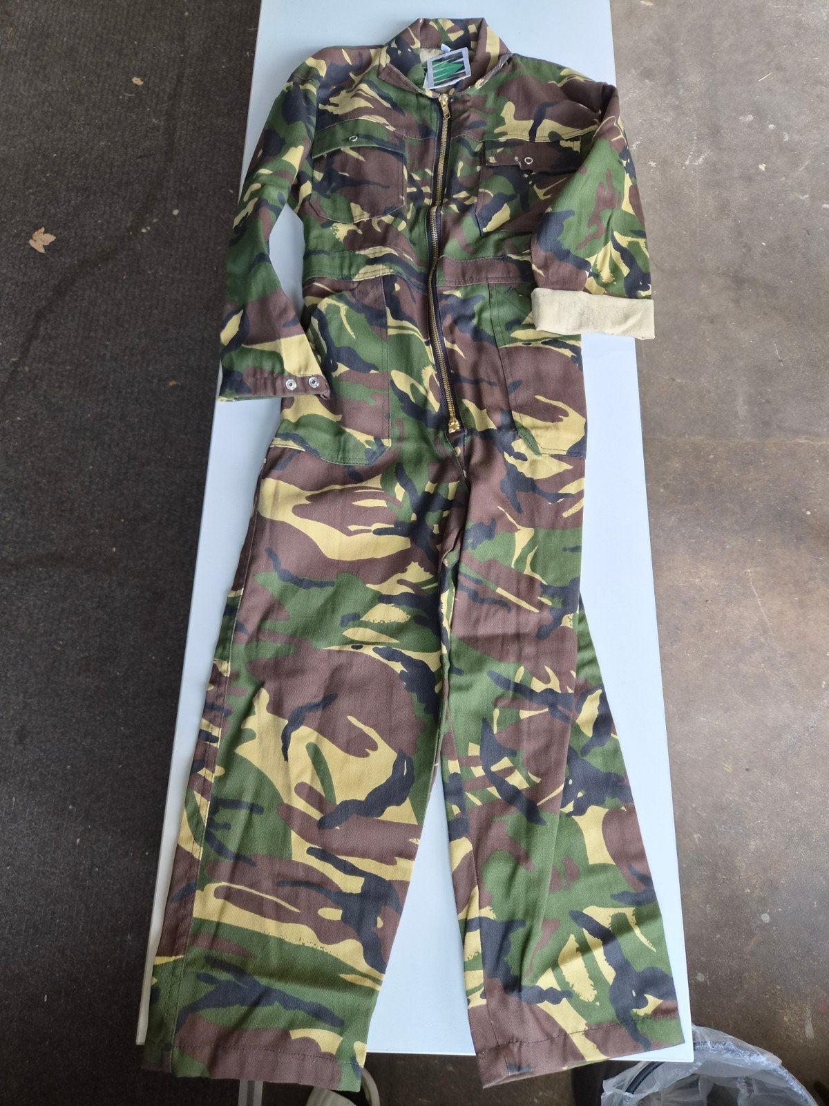 Camo kinder overall - Nieuw met label maat 128, Carnaval, Nieuw, Ophalen of Verzenden, Onbekend
