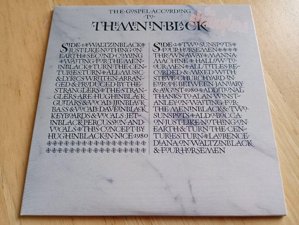 CD The Stranglers - Gospel According To The Meninblack ('14), Verzenden, Zo goed als nieuw, Punk Rock