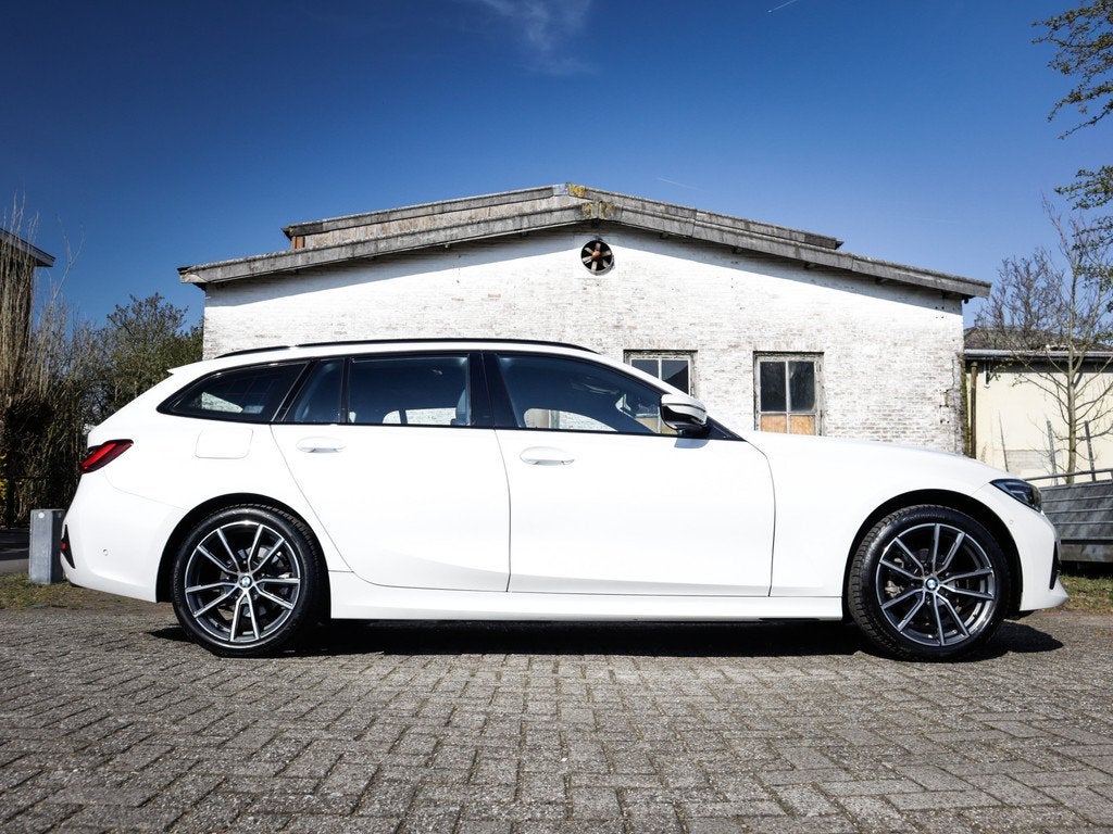 BMW 3 Serie Touring M-Sport 2e eig. & Keurig-Onderh BOVAG Ga, Auto's, Automaat, Gebruikt, Wit, 3-Serie