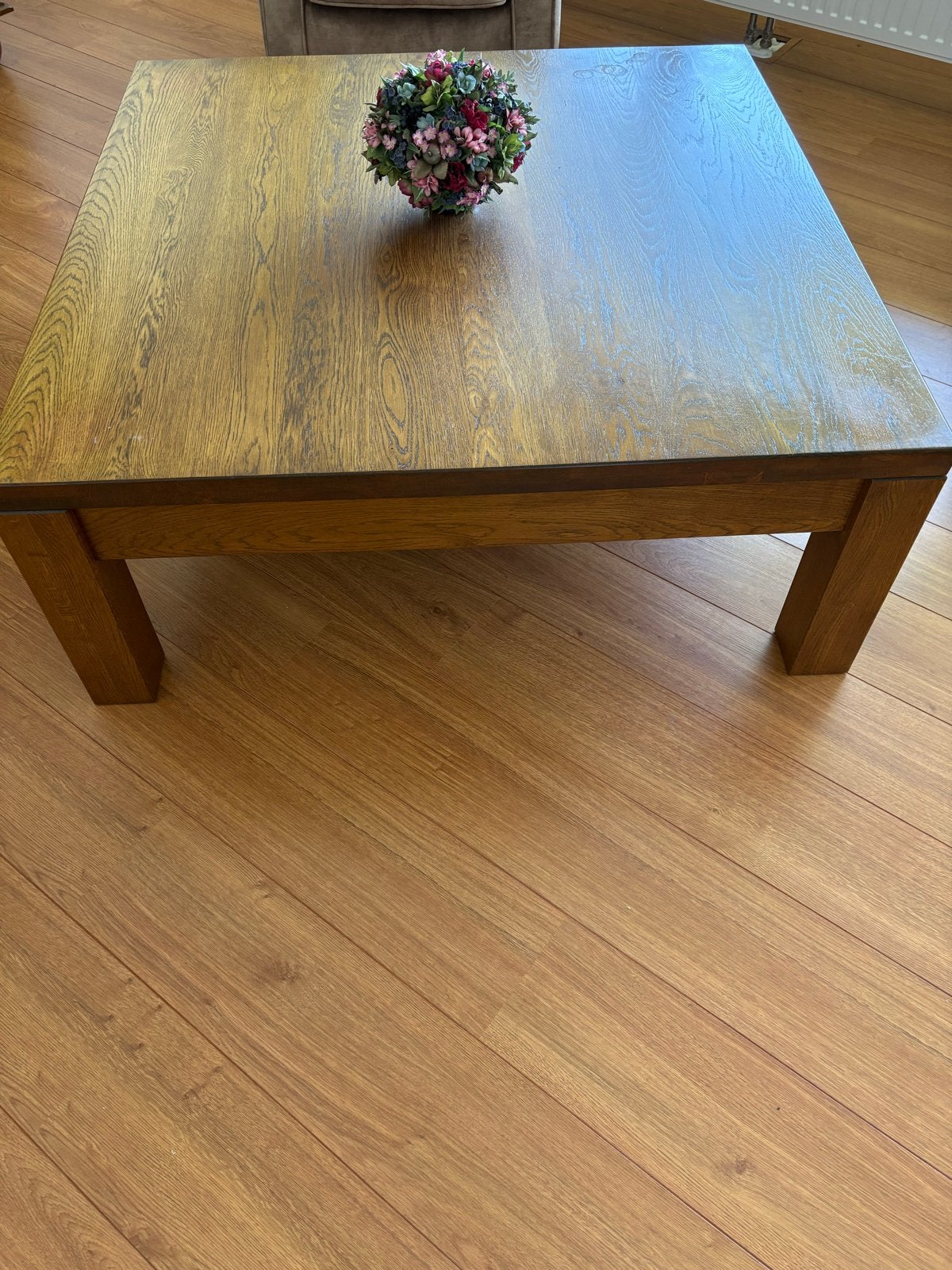 Robuuste vierkante salontafel met lade, Gebruikt, Vierkant, 5 – 50, Overige houtsoorten