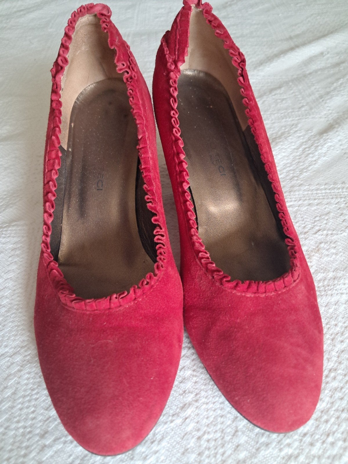 Rode suède pumps, maat 40 - Made in Italy, Davos gomma, Verzenden, Dansschoenen, Gedragen